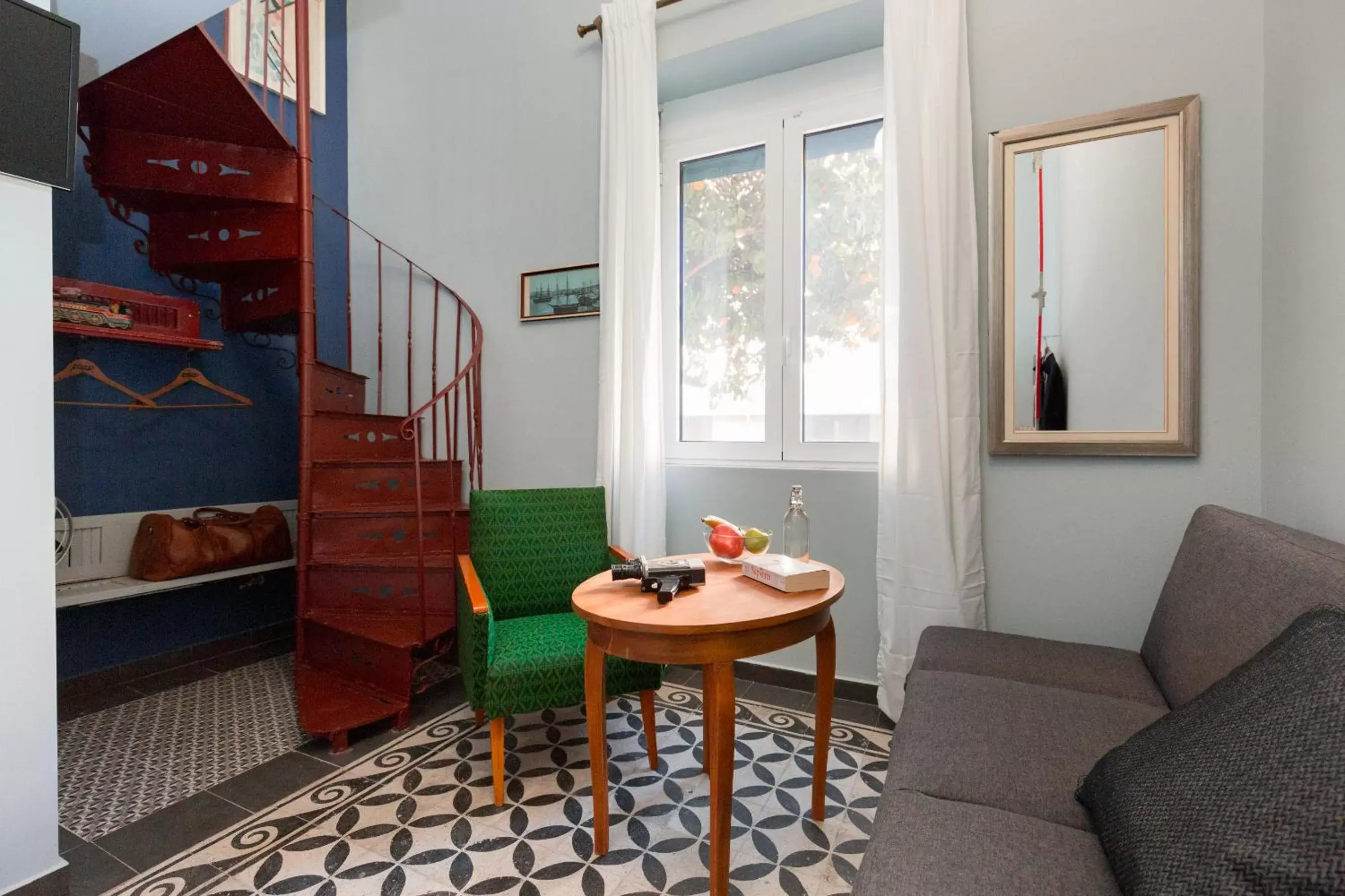 Apartment - Split Level in Troon of Athens Apartments Apartment - Split Level in Troon of Athens Apartments