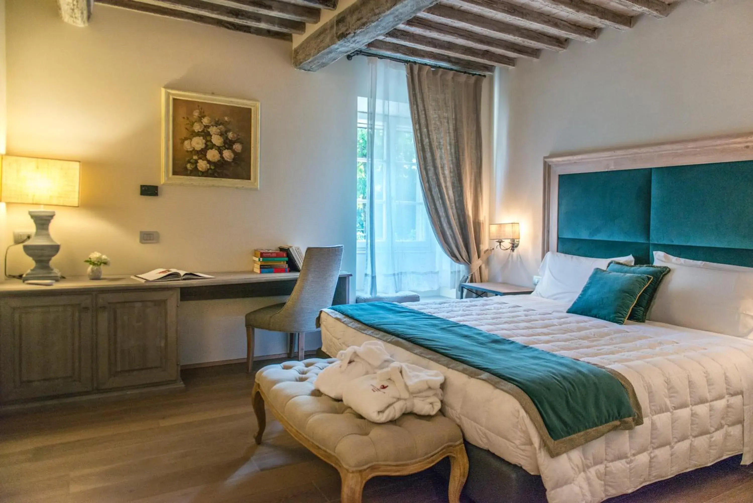 Junior Suite with King Size Bed and Spa Access - Separate Building in Cortona Resort & Spa Junior Suite with King Size Bed and Spa Access - Separate Building in Cortona Resort & Spa