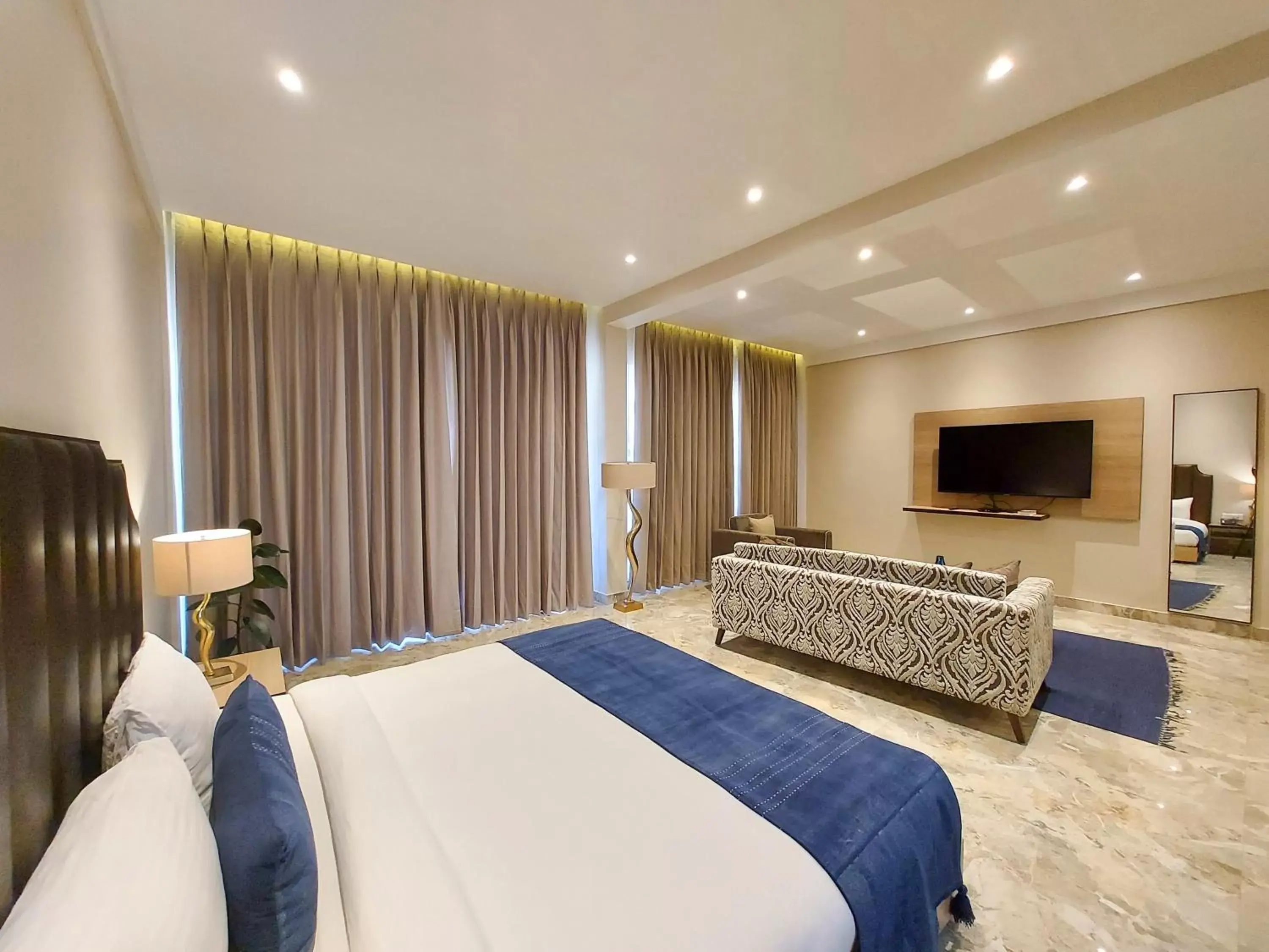 Executive Suite in Antalya Rishikesh Executive Suite in Antalya Rishikesh