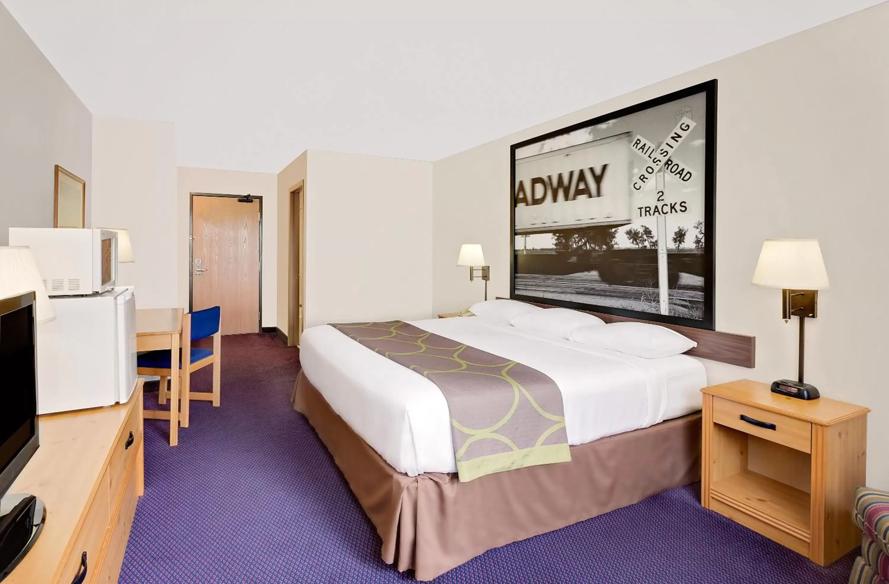 King Room - Disability Access/Non-Smoking in Super 8 by Wyndham St. James King Room - Disability Access/Non-Smoking in Super 8 by Wyndham St. James