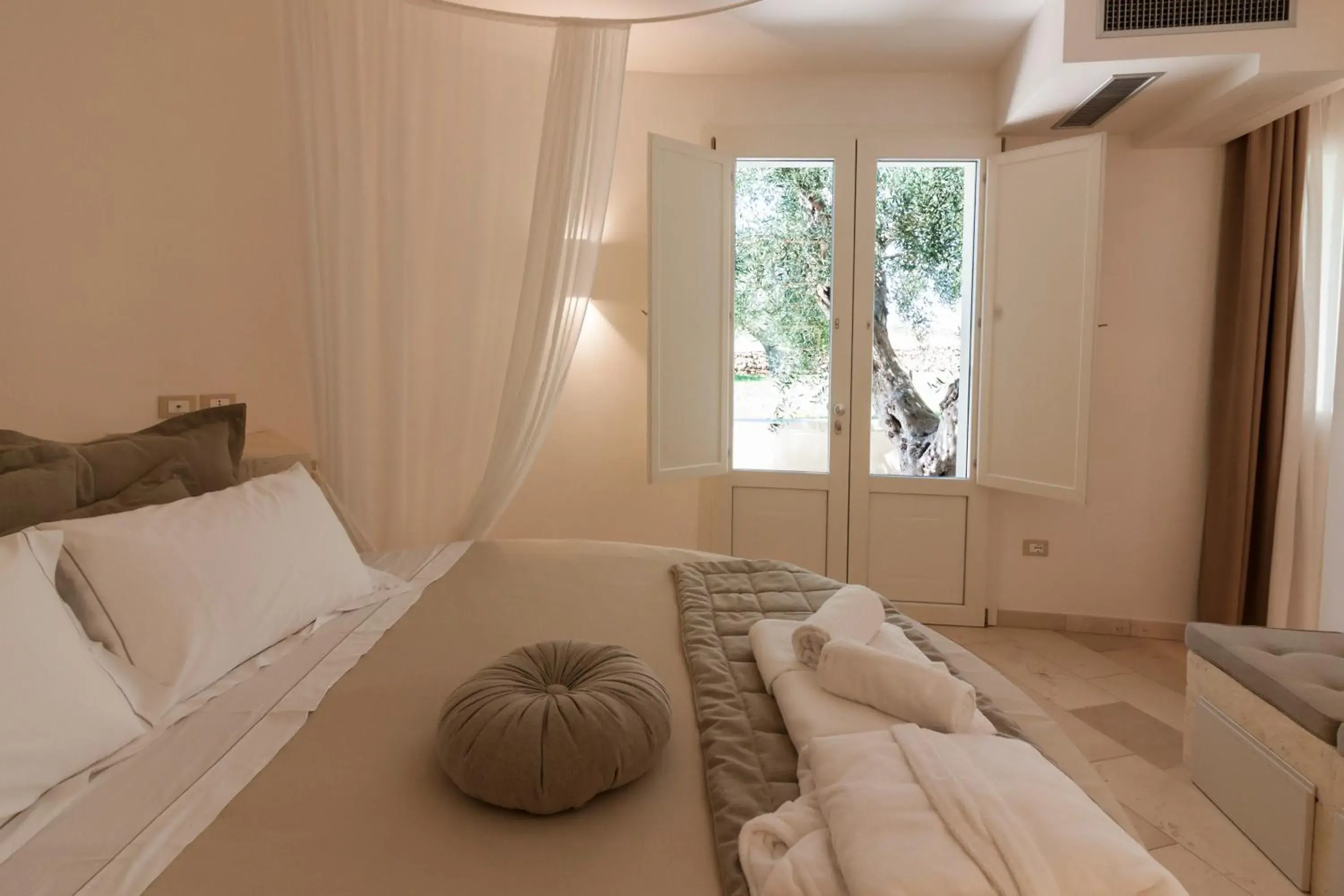 Junior Suite with Patio in Montiro' Hotel Junior Suite with Patio in Montiro' Hotel