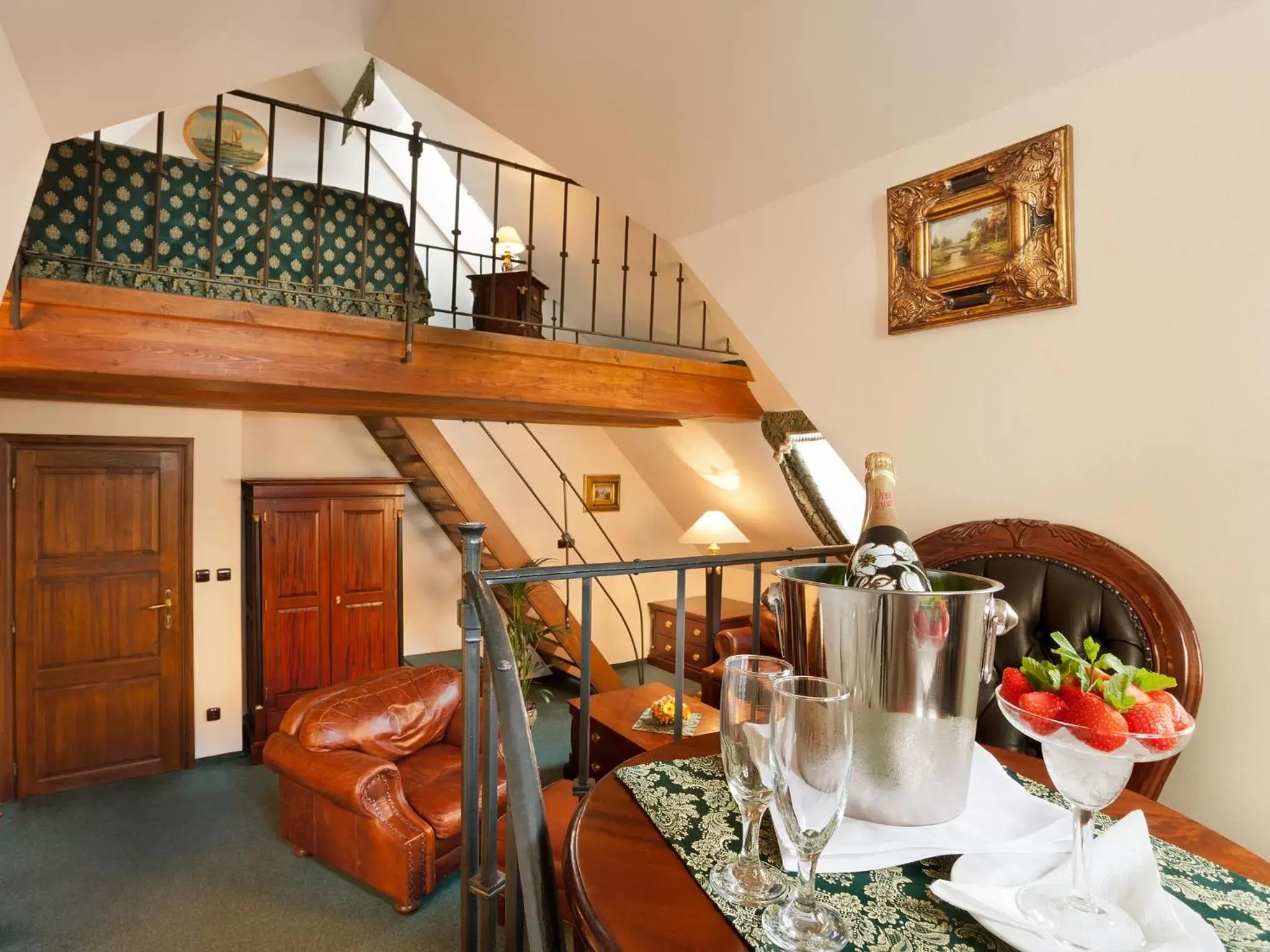 Deluxe Double Room - single occupancy in Hotel U Zlatého Stromu Prague by BHG Deluxe Double Room - single occupancy in Hotel U Zlatého Stromu Prague by BHG