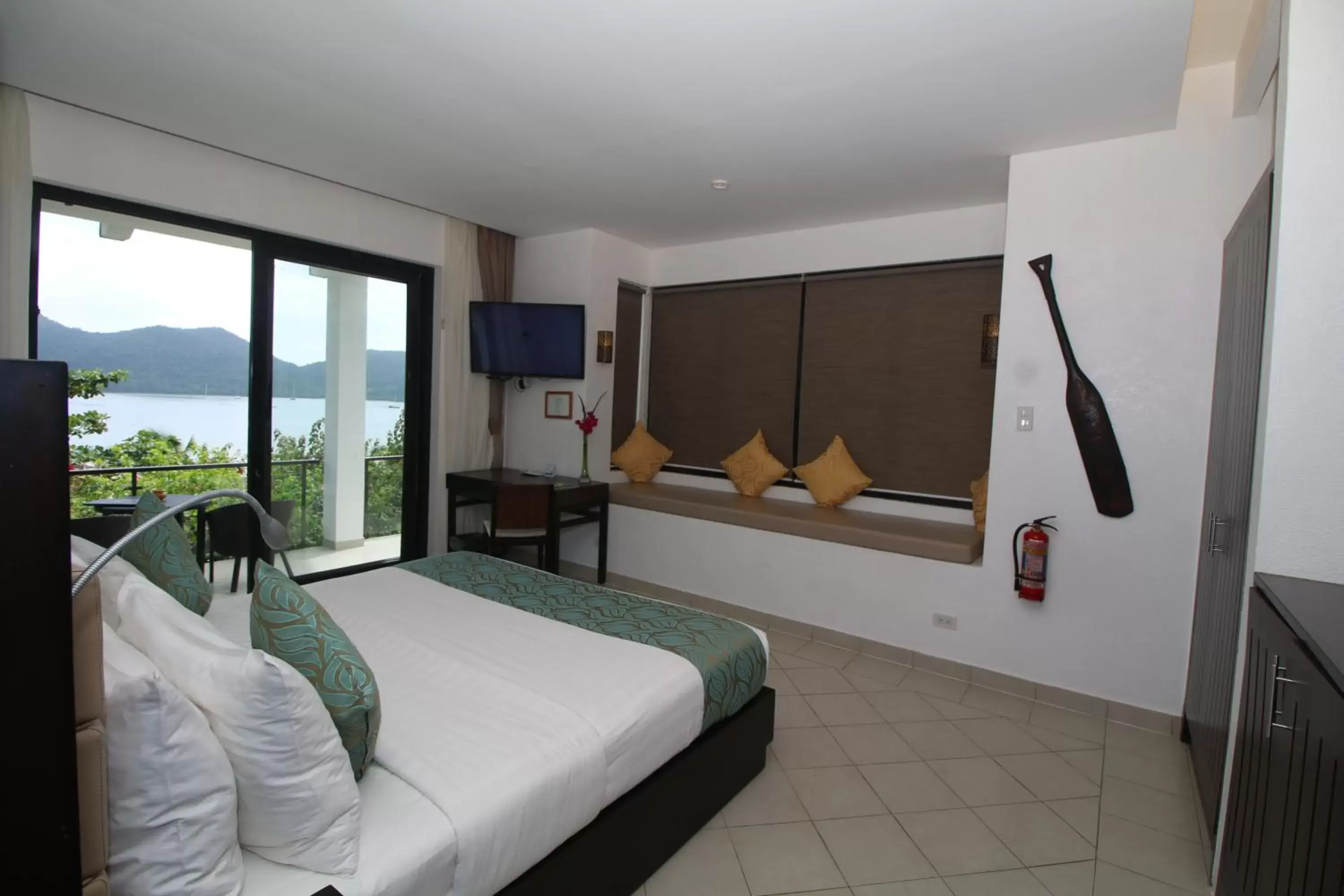 Bayview Bungalow in Busuanga Bay Lodge Bayview Bungalow in Busuanga Bay Lodge