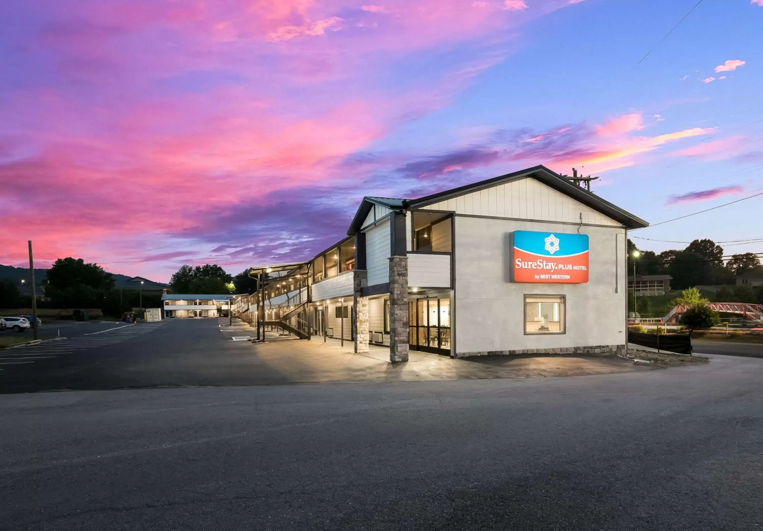 SureStay Plus by Best Western Pigeon Forge SureStay Plus by Best Western Pigeon Forge