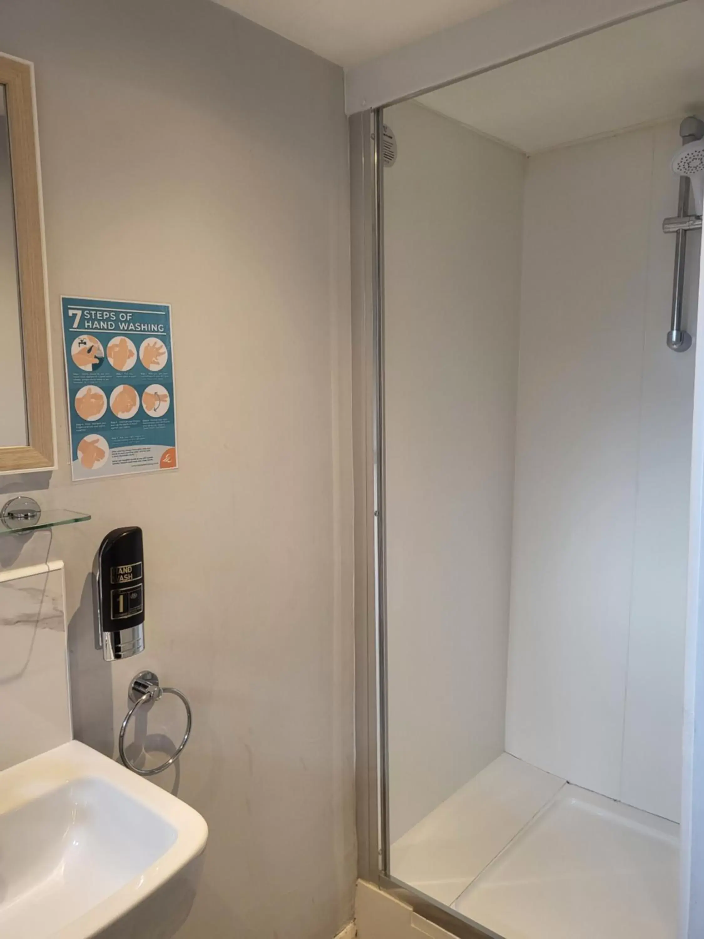 Double Room with Private Bathroom in Watton Vibe Hotel Double Room with Private Bathroom in Watton Vibe Hotel