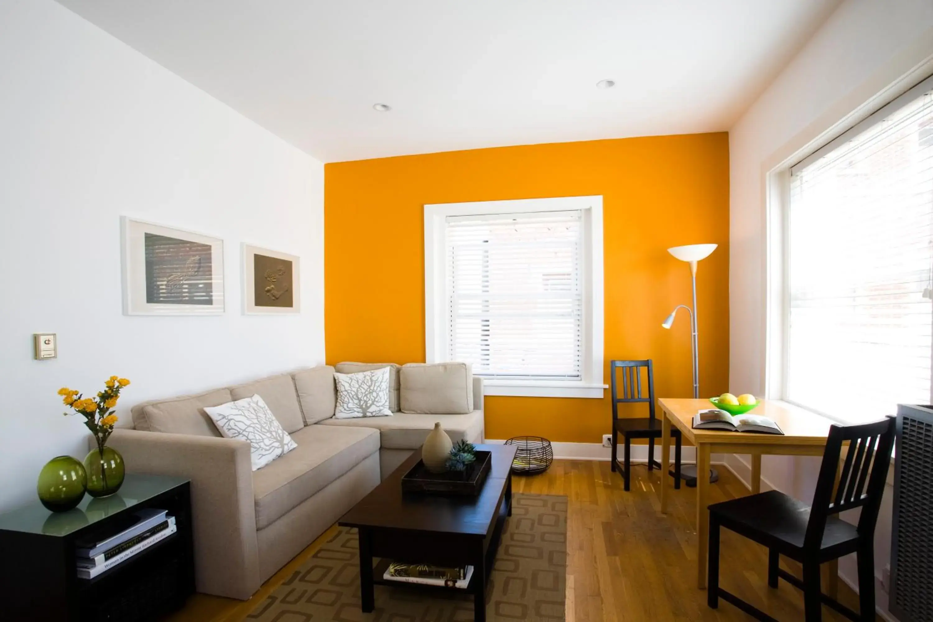 One Bedroom Suite - 1 Queen Bed and 1 Sofa Bed in Venice Suites One Bedroom Suite - 1 Queen Bed and 1 Sofa Bed in Venice Suites