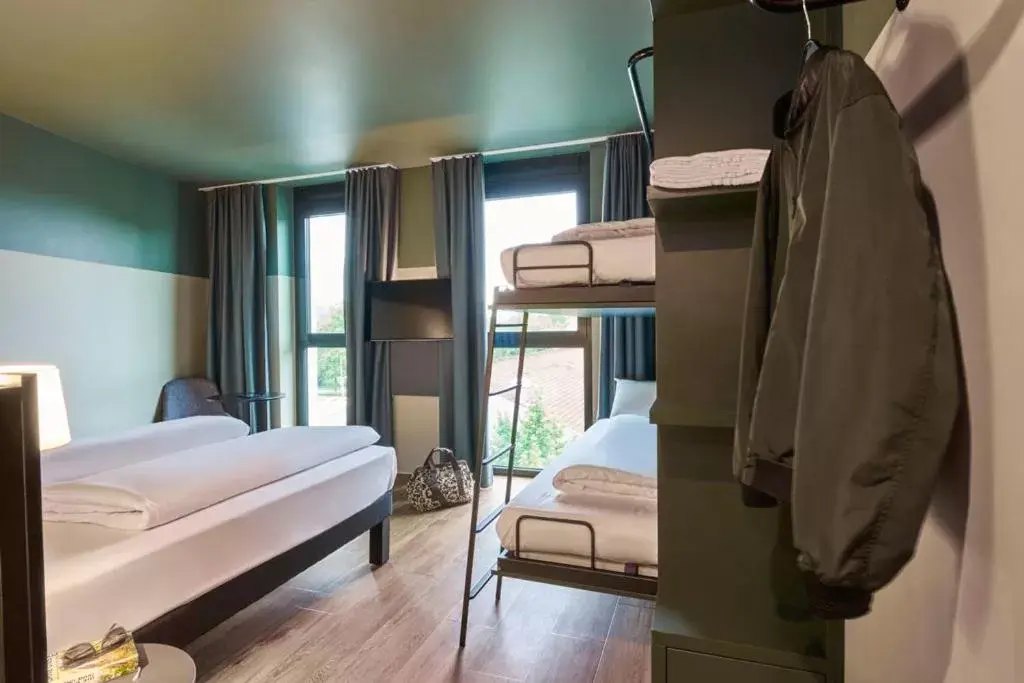 Family Room with Double Bed and Bunk Bed in Ibis Styles Singen Family Room with Double Bed and Bunk Bed in Ibis Styles Singen