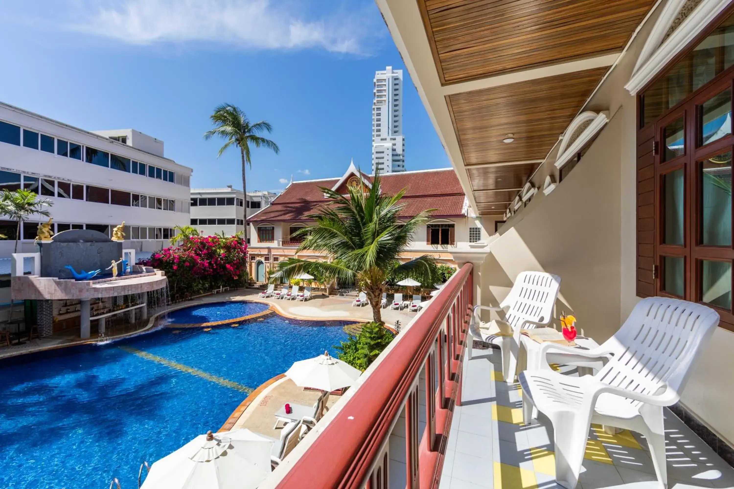 Deluxe Pool View in Tony Resort Deluxe Pool View in Tony Resort