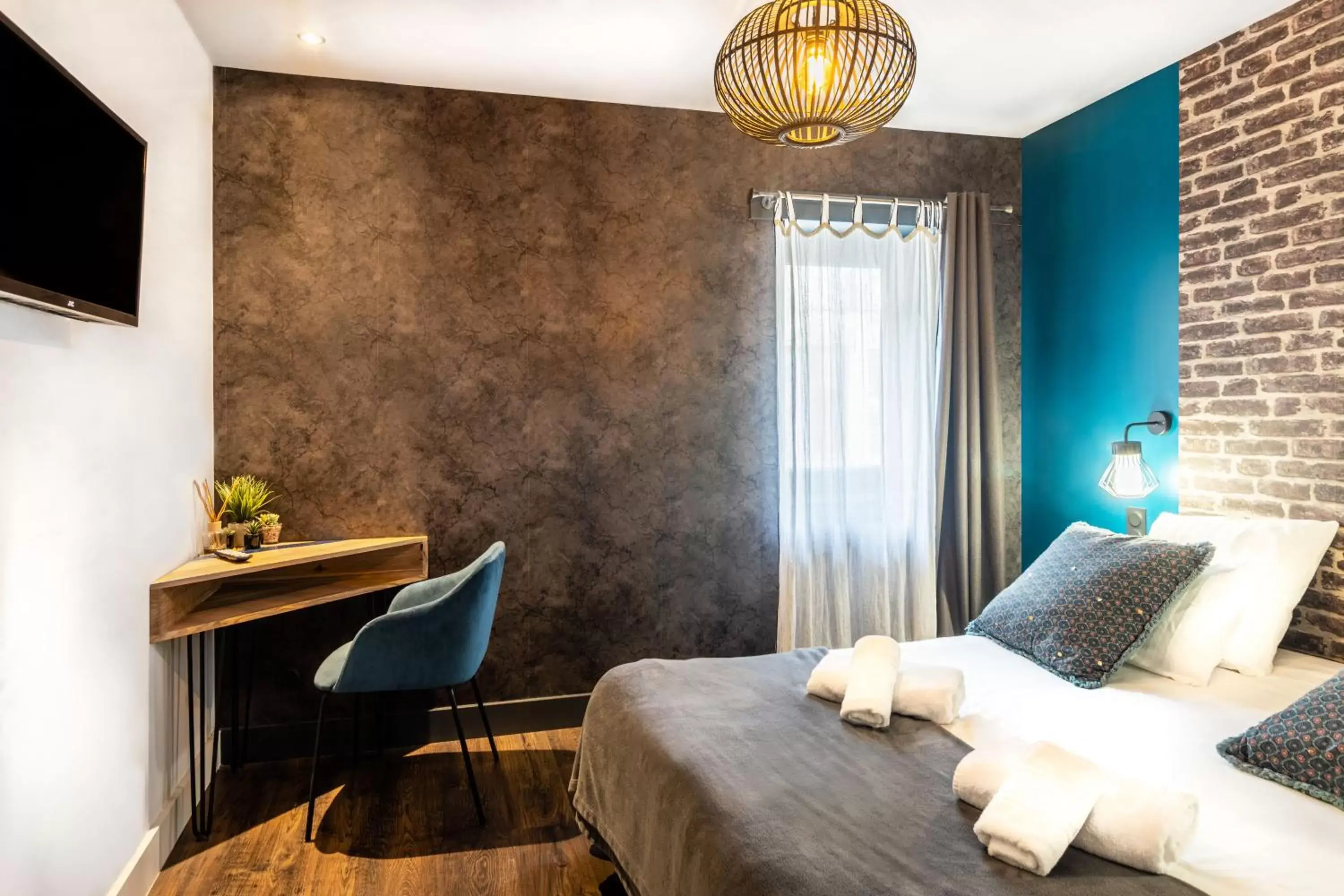 Quadruple Room with Garden View in Chambre D'hôtes Chez Dom Quadruple Room with Garden View in Chambre D'hôtes Chez Dom