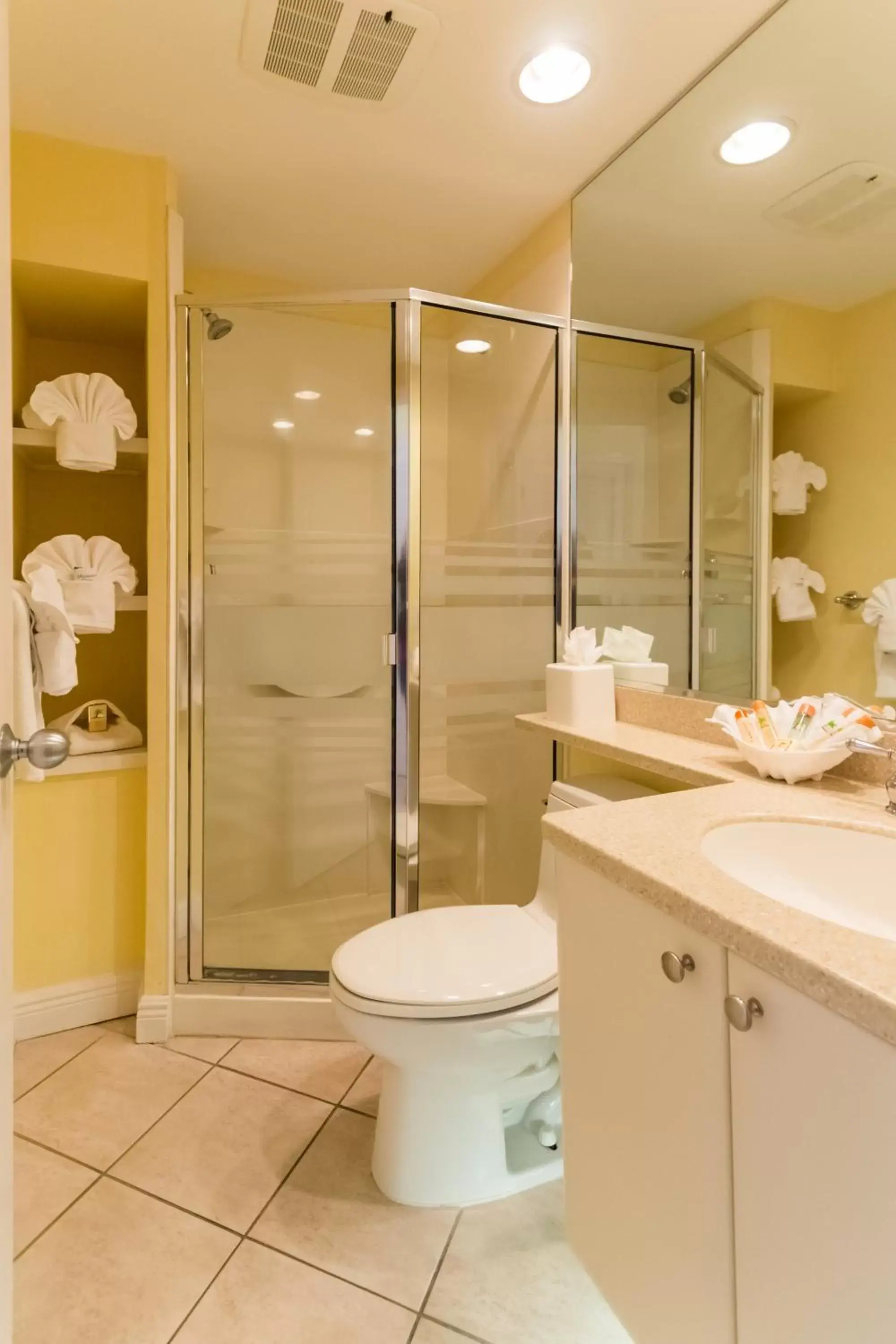 Standard King Room in Inn at the Beach-Venice FLORIDA Standard King Room in Inn at the Beach-Venice FLORIDA