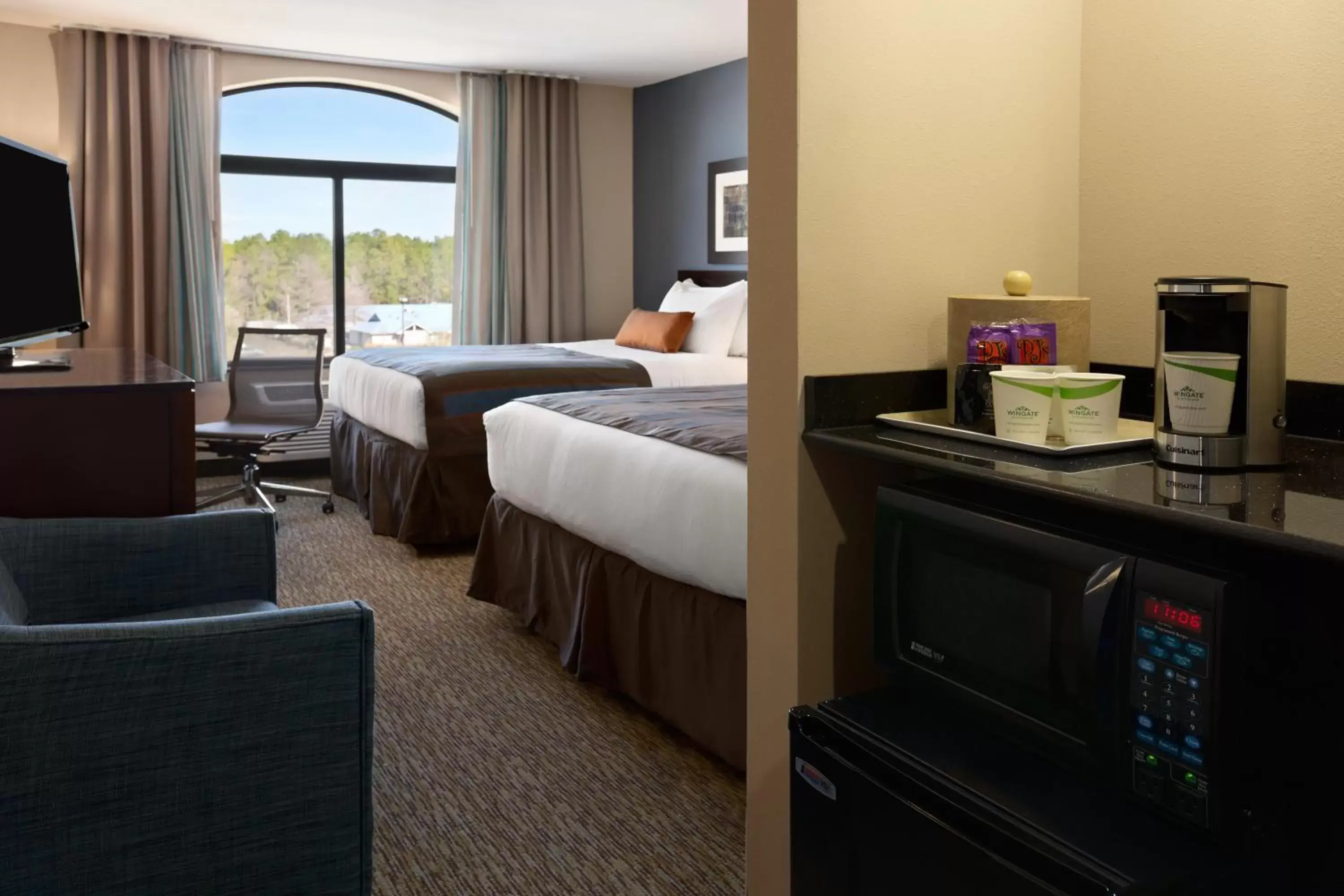 Queen Room with Two Queen Beds - Non-Smoking in Wingate Slidell New Orleans Queen Room with Two Queen Beds - Non-Smoking in Wingate Slidell New Orleans