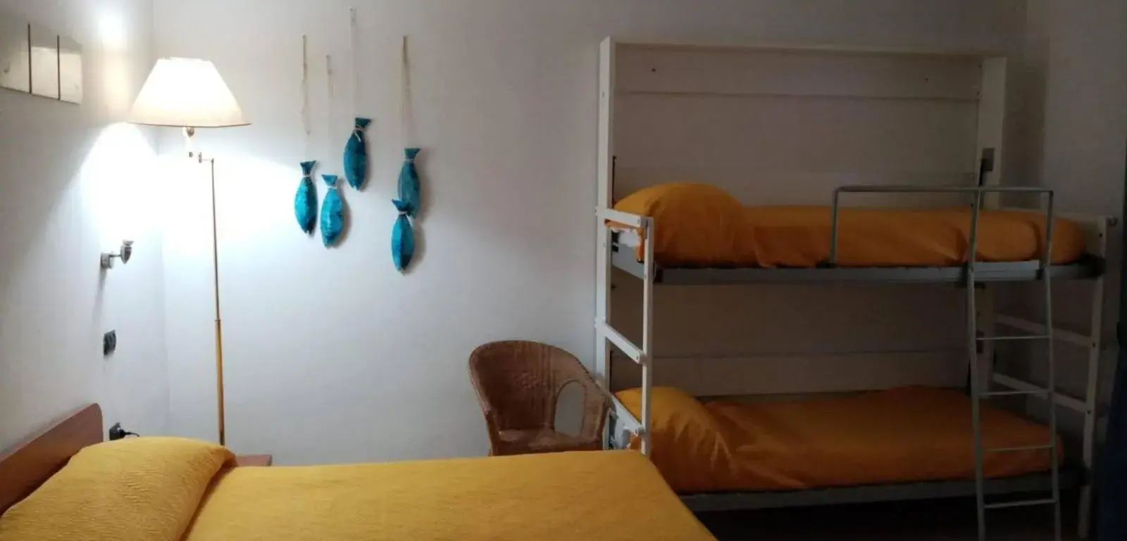 Quadruple Room in Hotel Caporal Quadruple Room in Hotel Caporal