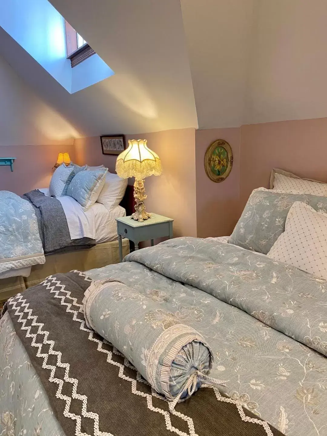 Deluxe Triple Room in Hogan House Bed and Breakfast at Rose Hill Deluxe Triple Room in Hogan House Bed and Breakfast at Rose Hill