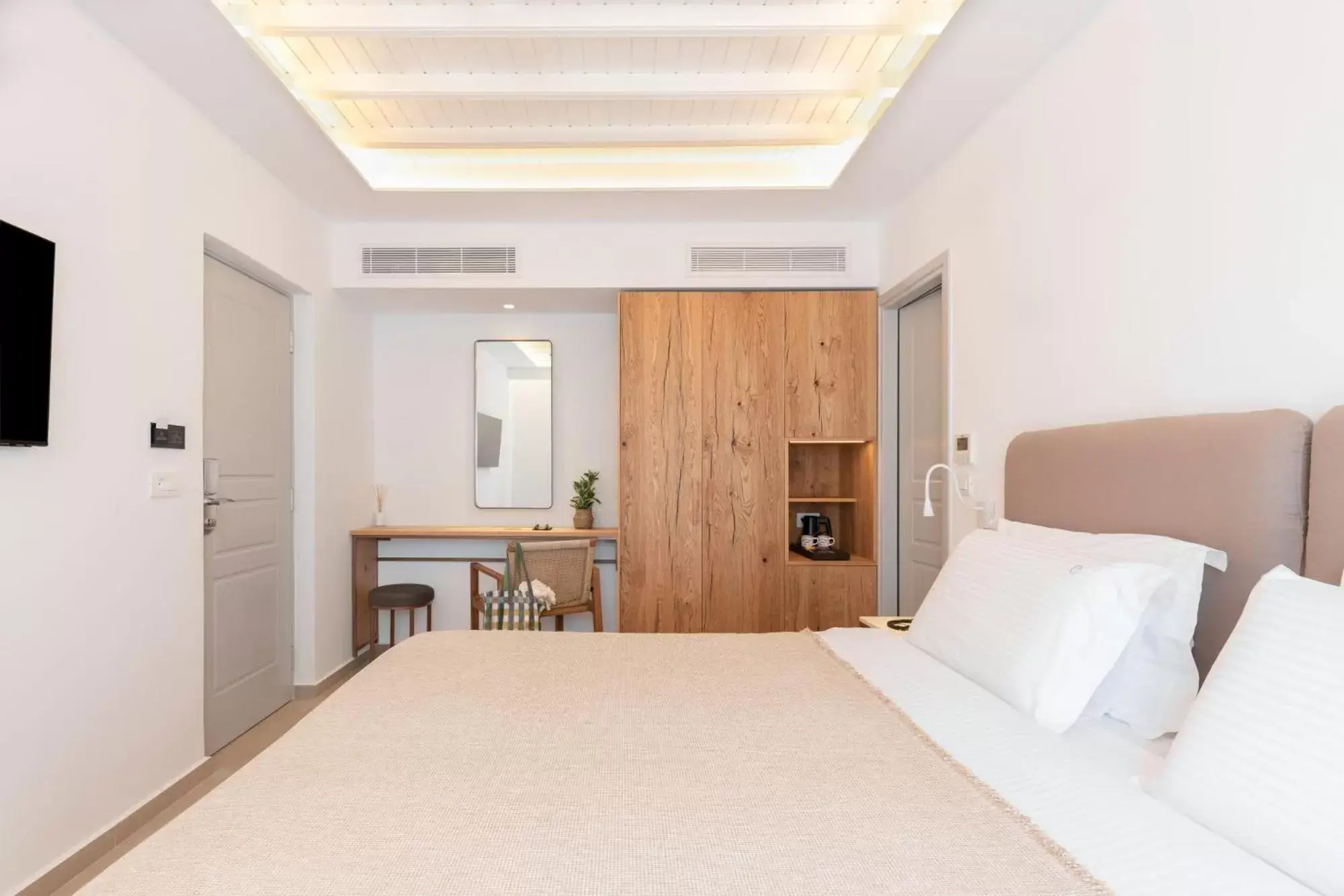 Deluxe Double Room in Elena Hotel Mykonos Deluxe Double Room in Elena Hotel Mykonos