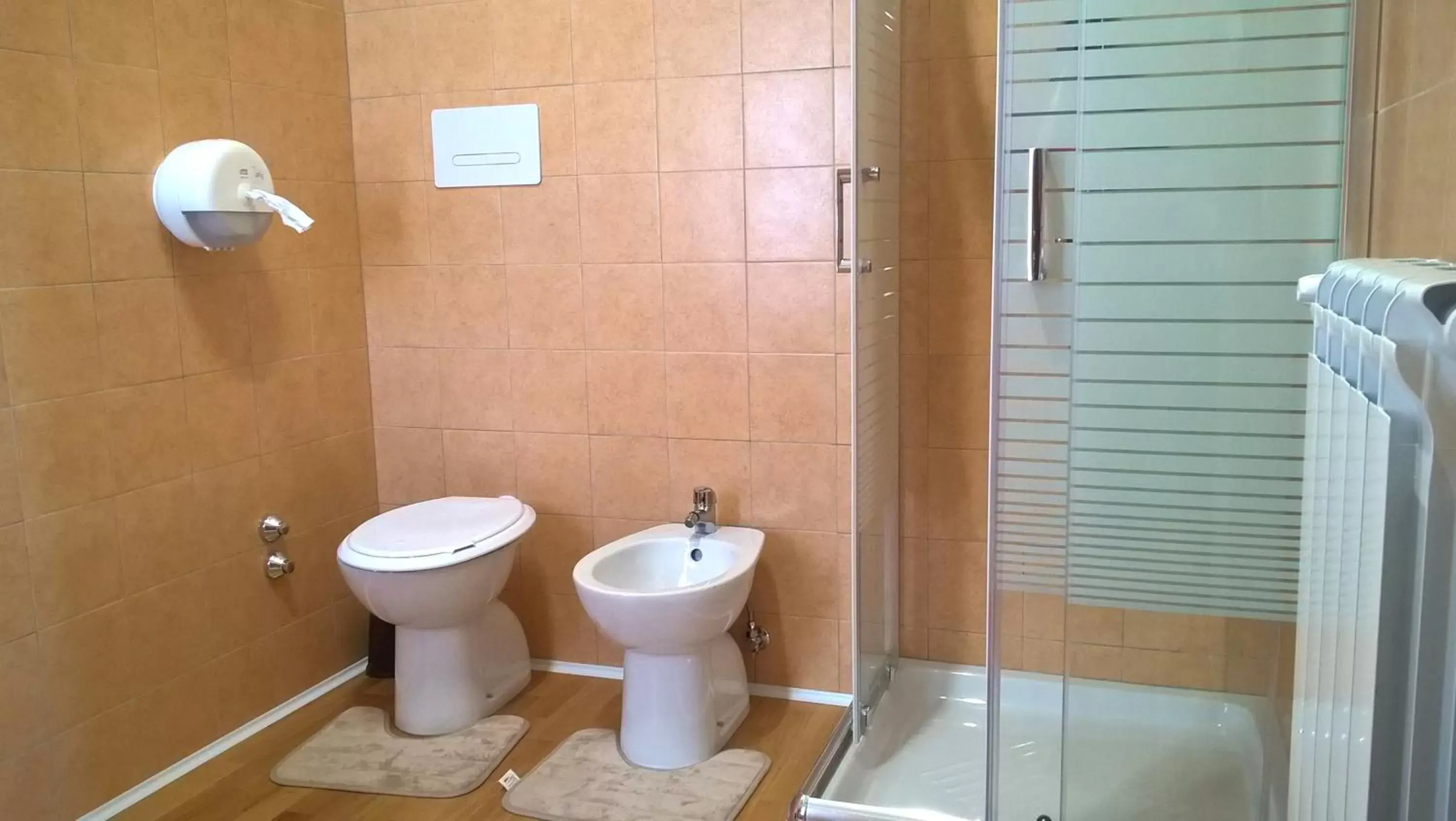 Large Double Room in Agriturismo Macchia dei briganti - b&b Large Double Room in Agriturismo Macchia dei briganti - b&b