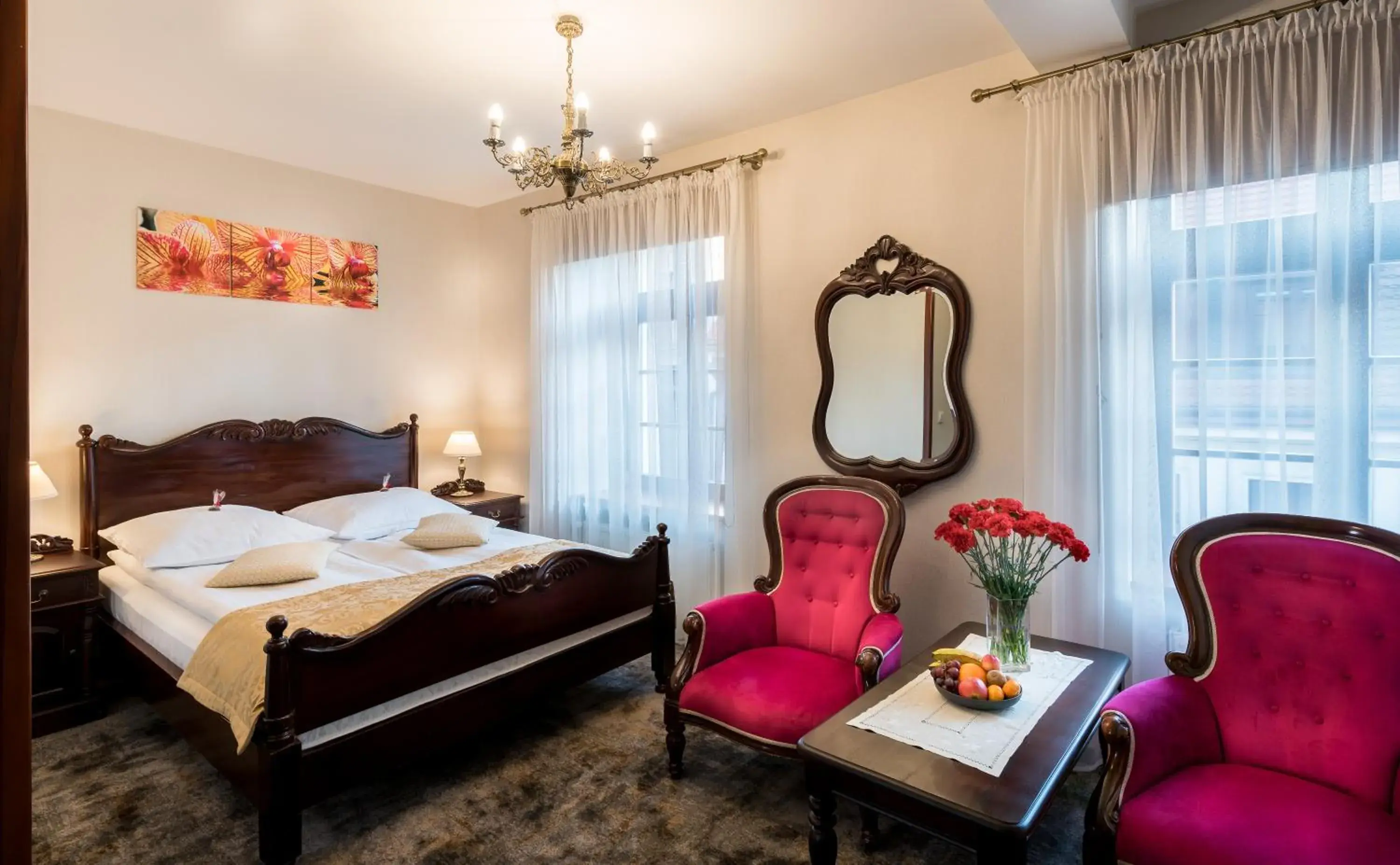 Double Room in Gotyk Double Room in Gotyk