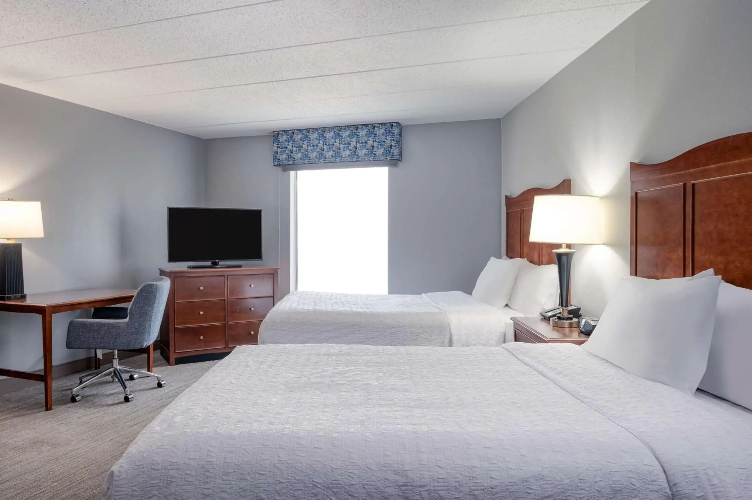 One-Bedroom Suite with Two Double Beds - Non-Smoking in Hampton Inn Baltimore/White Marsh One-Bedroom Suite with Two Double Beds - Non-Smoking in Hampton Inn Baltimore/White Marsh
