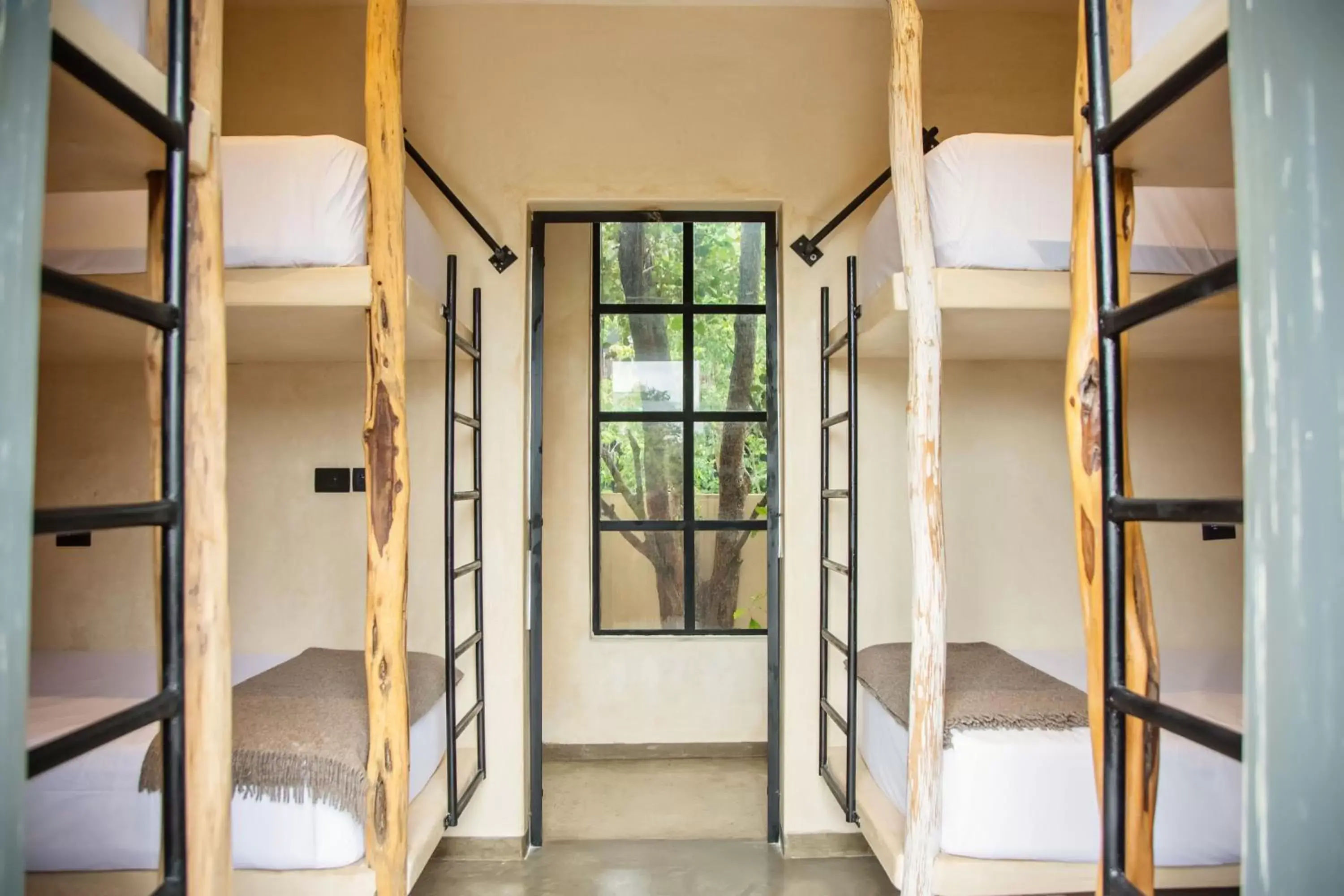 Single Bed in Male Dormitory Room in Botånica Tulum Single Bed in Male Dormitory Room in Botånica Tulum