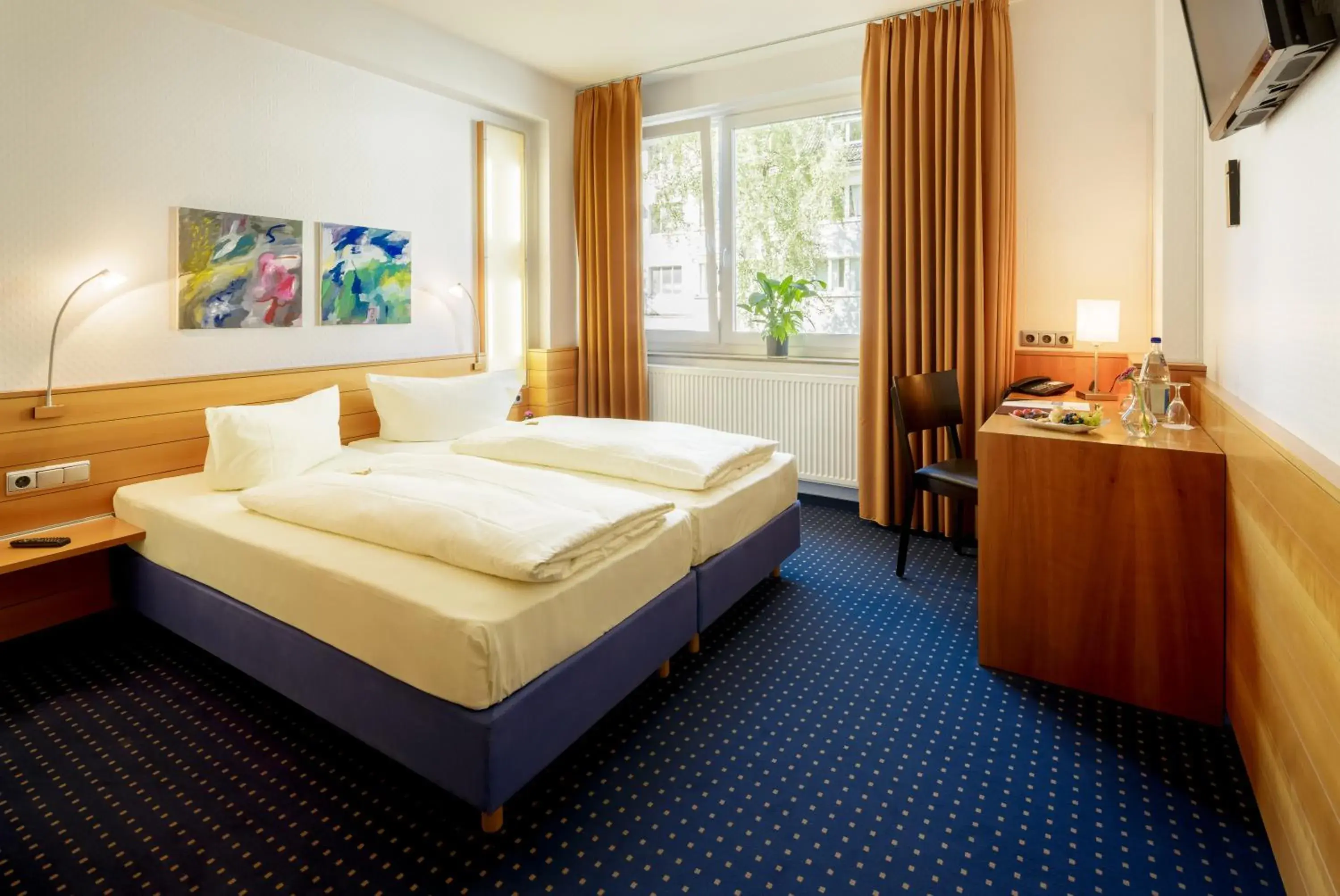 Double or Twin Room in MesseHotel Köln-Deutz Double or Twin Room in MesseHotel Köln-Deutz