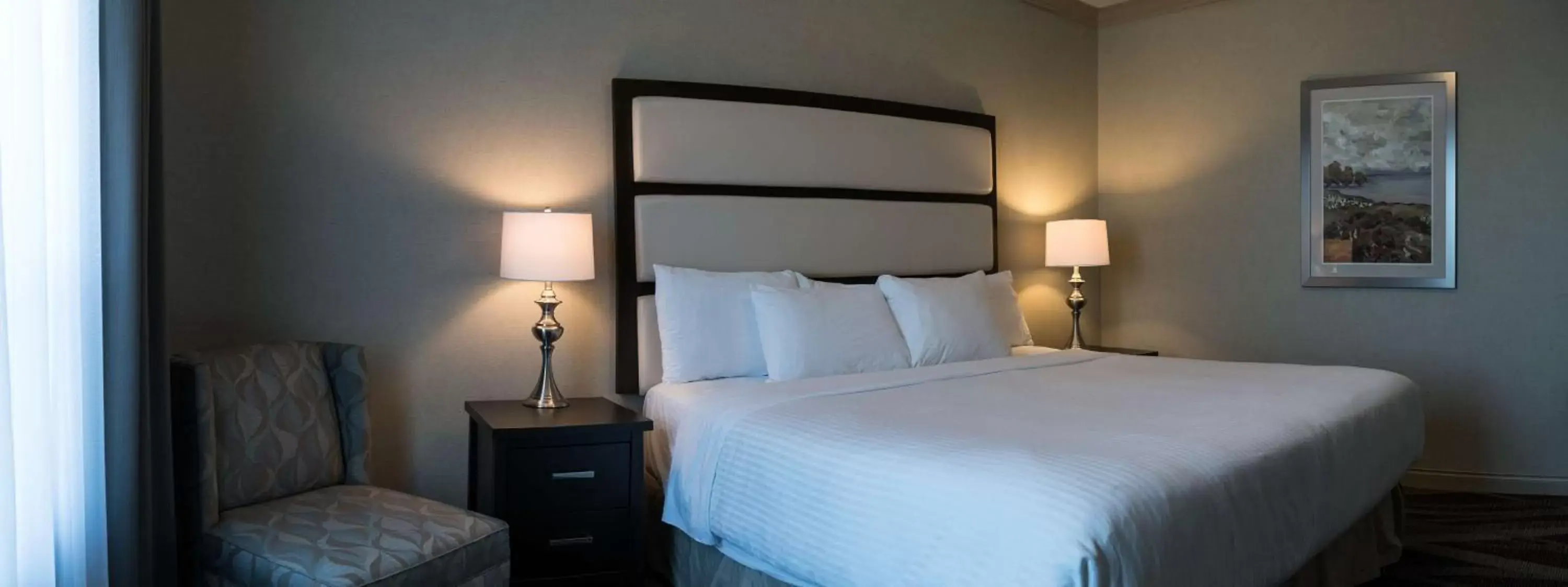 Suite with Lake View in Prestige Harbourfront Resort, WorldHotels Luxury Suite with Lake View in Prestige Harbourfront Resort, WorldHotels Luxury