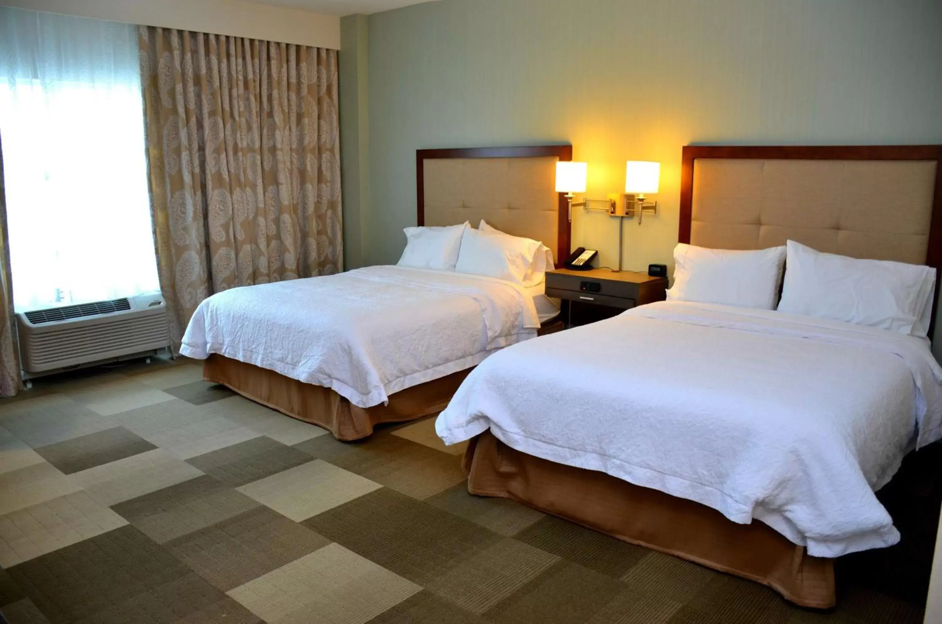 Queen Room with Two Queen Beds - Hearing Access/Non-Smoking in Hampton Inn & Suites - DeLand Queen Room with Two Queen Beds - Hearing Access/Non-Smoking in Hampton Inn & Suites - DeLand