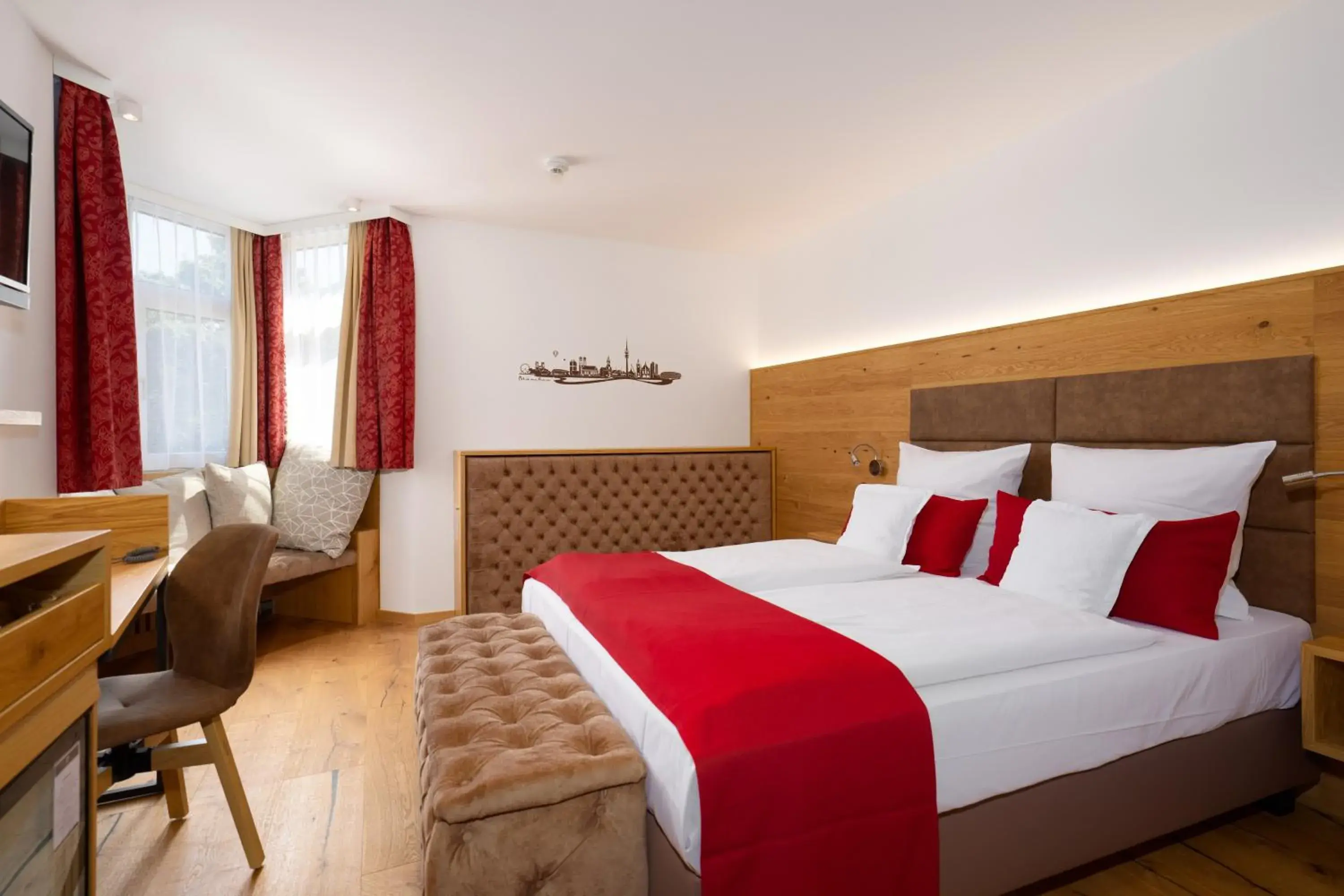 Deluxe Double Room with Shower in Park Hotel Laim Deluxe Double Room with Shower in Park Hotel Laim