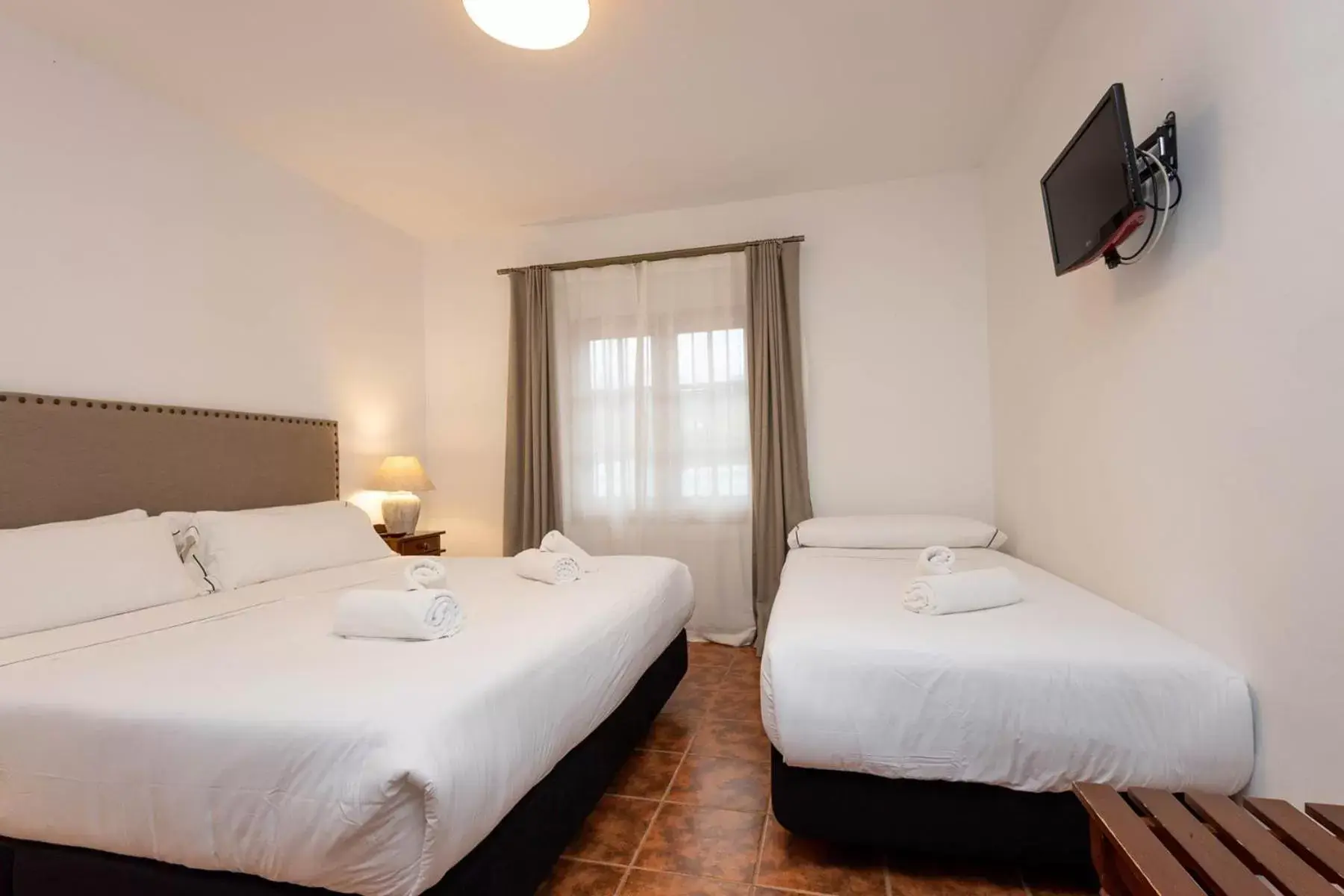 Triple Room in Hotel Tugasa Las Truchas Triple Room in Hotel Tugasa Las Truchas