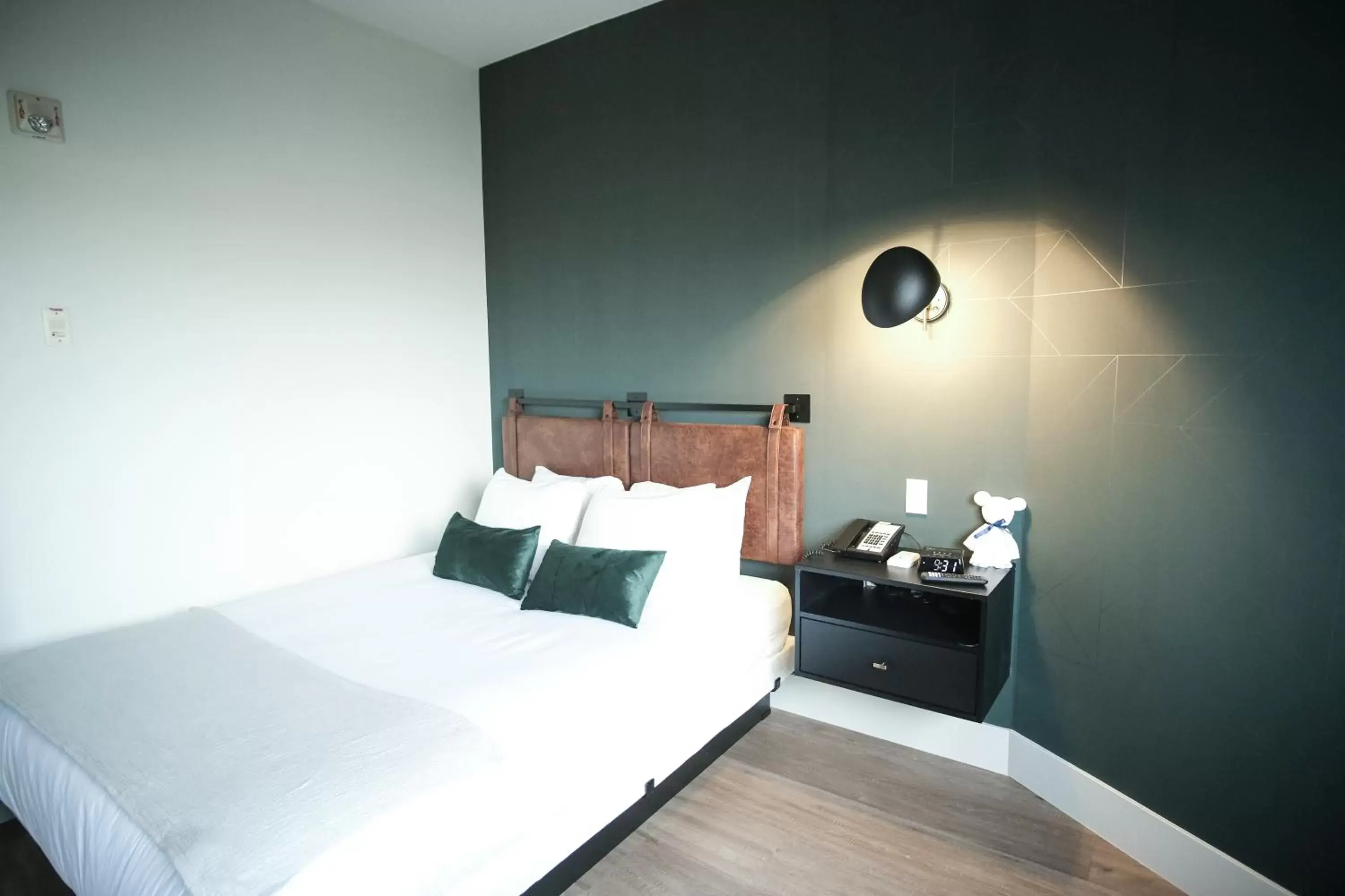 Two-Bedroom Deluxe Suite with Two Queen Beds - Non-Smoking in Baymont by Wyndham Fort McMurray Two-Bedroom Deluxe Suite with Two Queen Beds - Non-Smoking in Baymont by Wyndham Fort McMurray