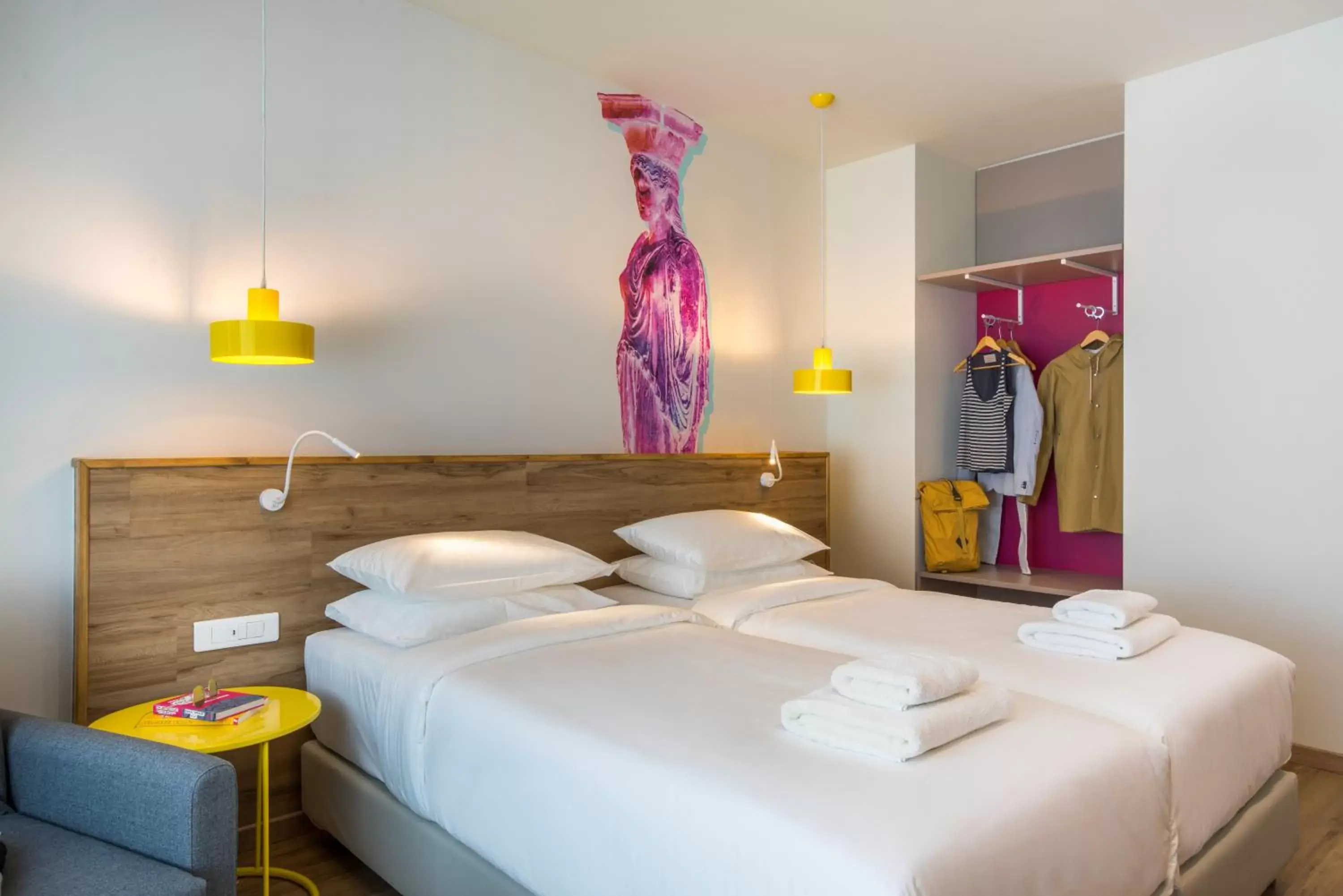 Premium Double or Twin Room in ibis Styles Athens Routes Premium Double or Twin Room in ibis Styles Athens Routes