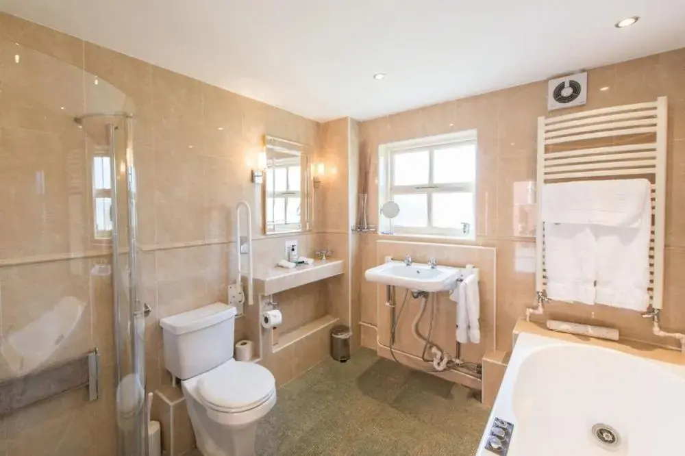 Deluxe Twin Room in The Old Vicarage Deluxe Twin Room in The Old Vicarage