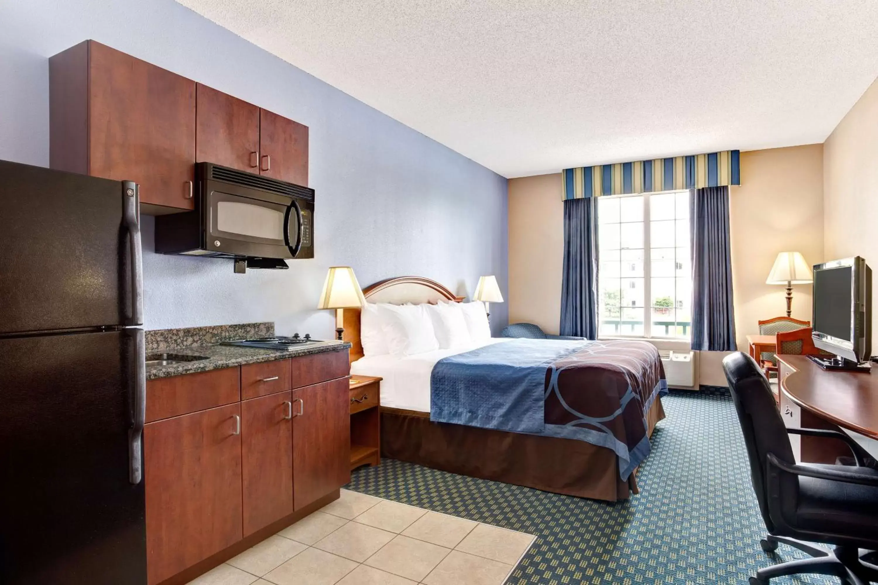 King Studio - Non-Smoking in Super 8 by Wyndham Smithfield-Selma King Studio - Non-Smoking in Super 8 by Wyndham Smithfield-Selma