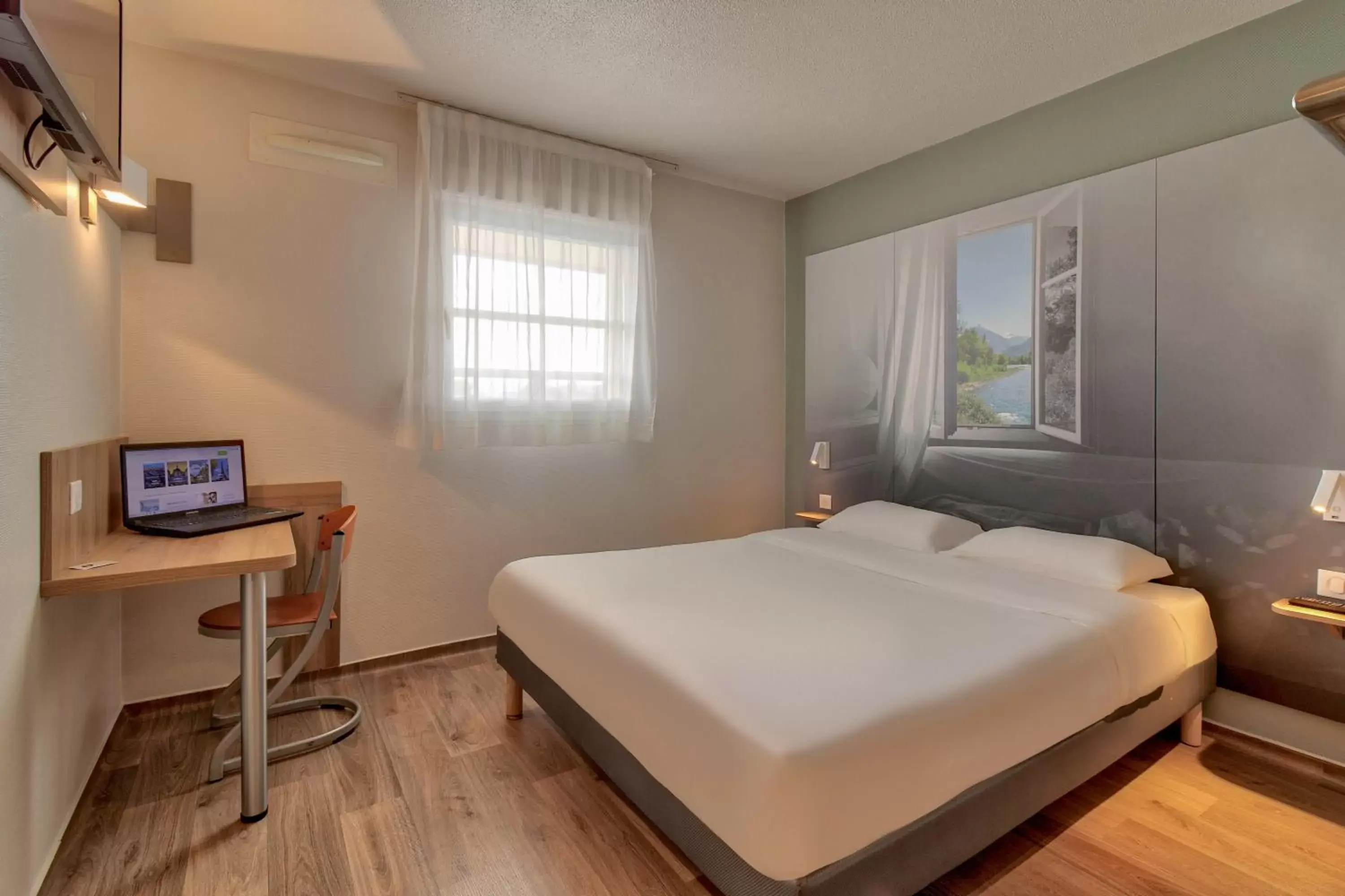 Double Room in B&B HOTEL Pau Lescar Double Room in B&B HOTEL Pau Lescar