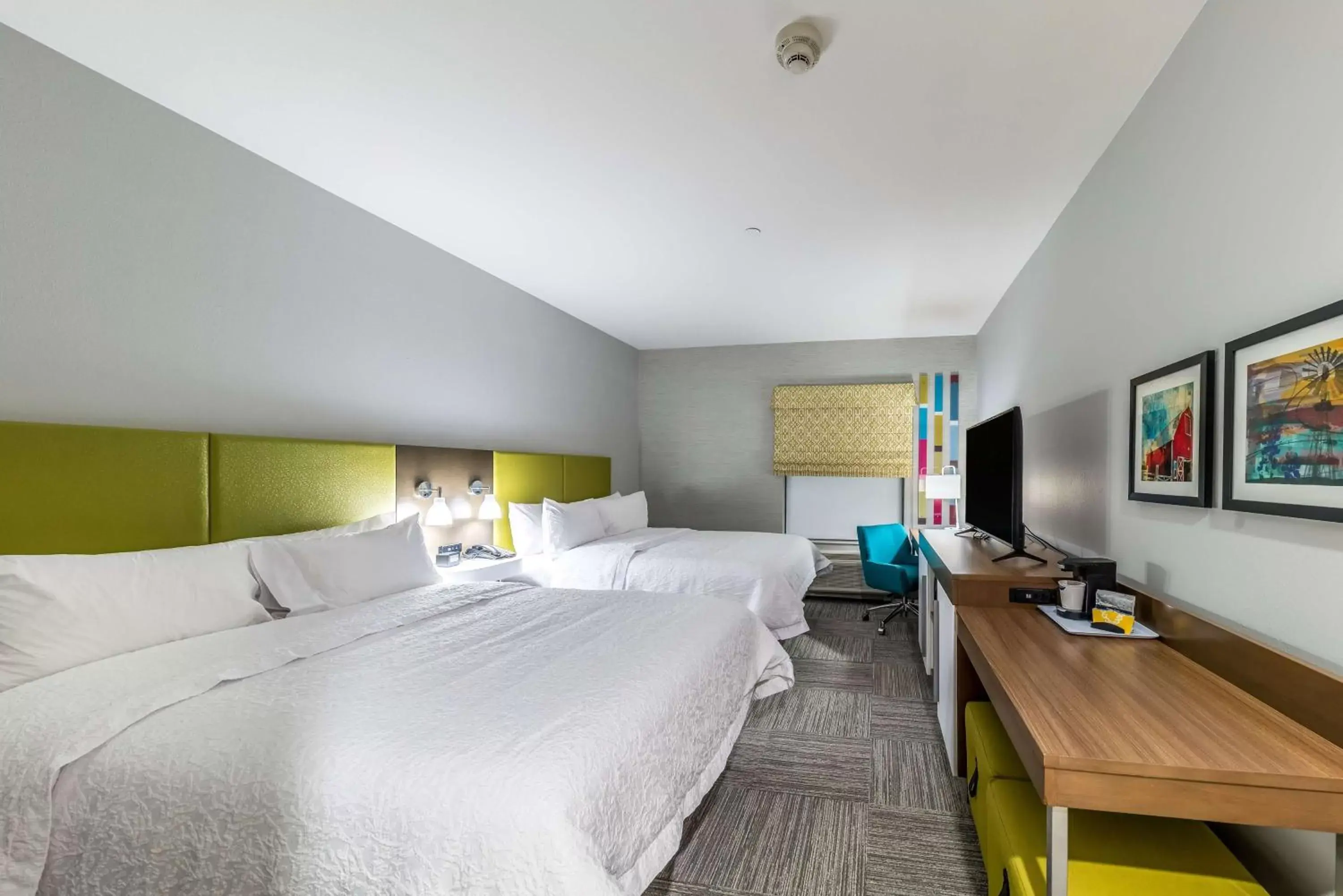 Queen Room with Two Queen Beds - Mobility and Hearing Access/Non-Smoking in Hampton Inn & Suites Pryor, Ok Queen Room with Two Queen Beds - Mobility and Hearing Access/Non-Smoking in Hampton Inn & Suites Pryor, Ok