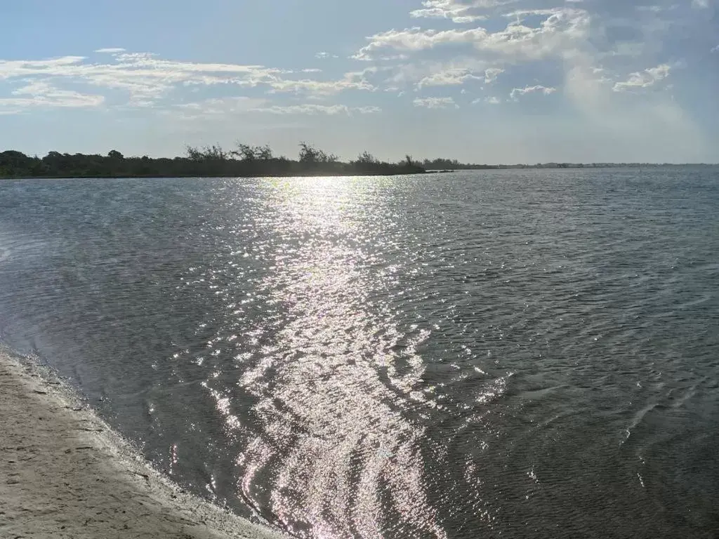 Standard Double or Twin Room in Apartamento no Golden Lake - pé na areia, agua de côco e cervejinha Standard Double or Twin Room in Apartamento no Golden Lake - pé na areia, agua de côco e cervejinha