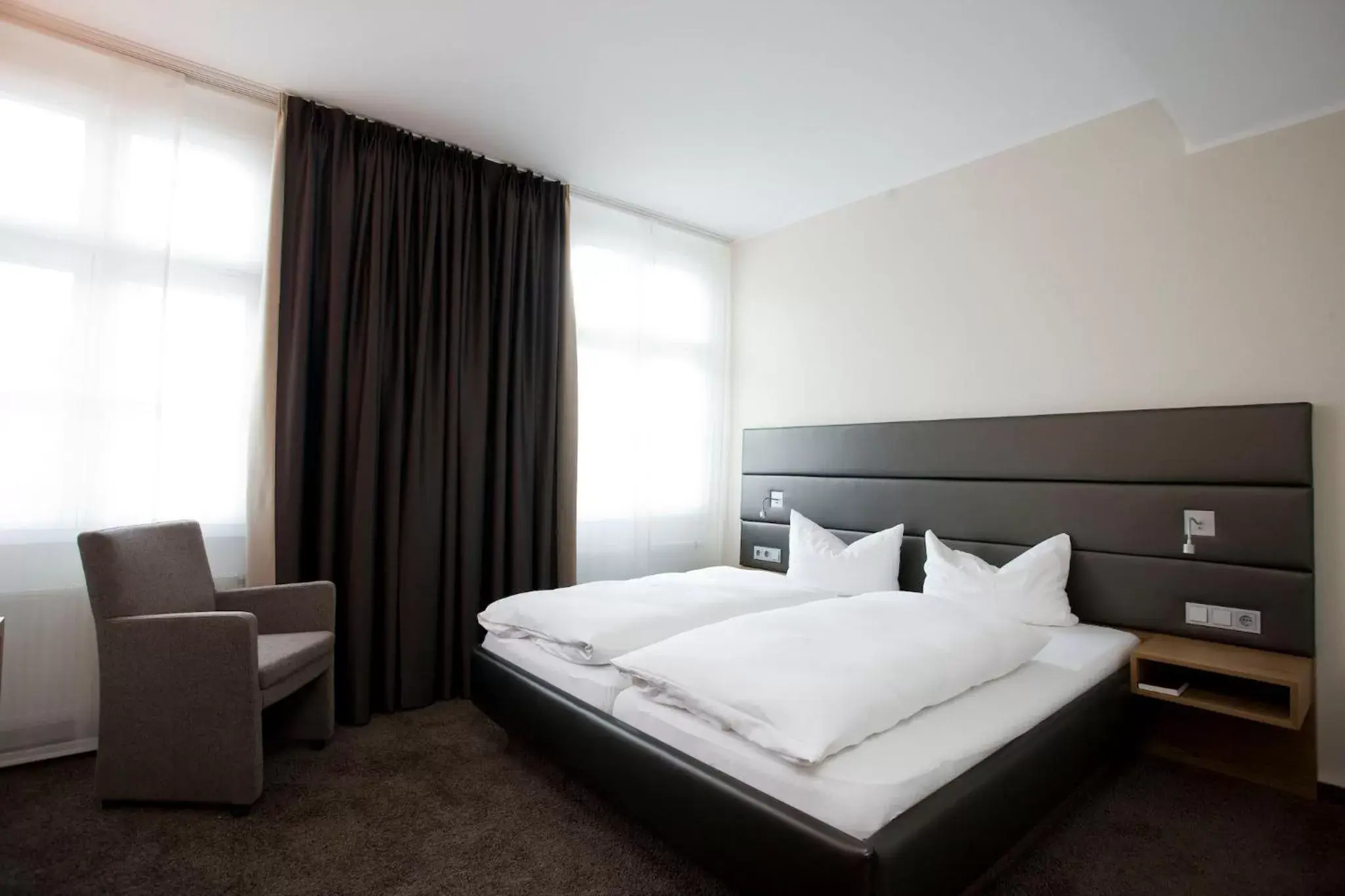 Standard Double Room in Hotel Gräfrather Hof Standard Double Room in Hotel Gräfrather Hof