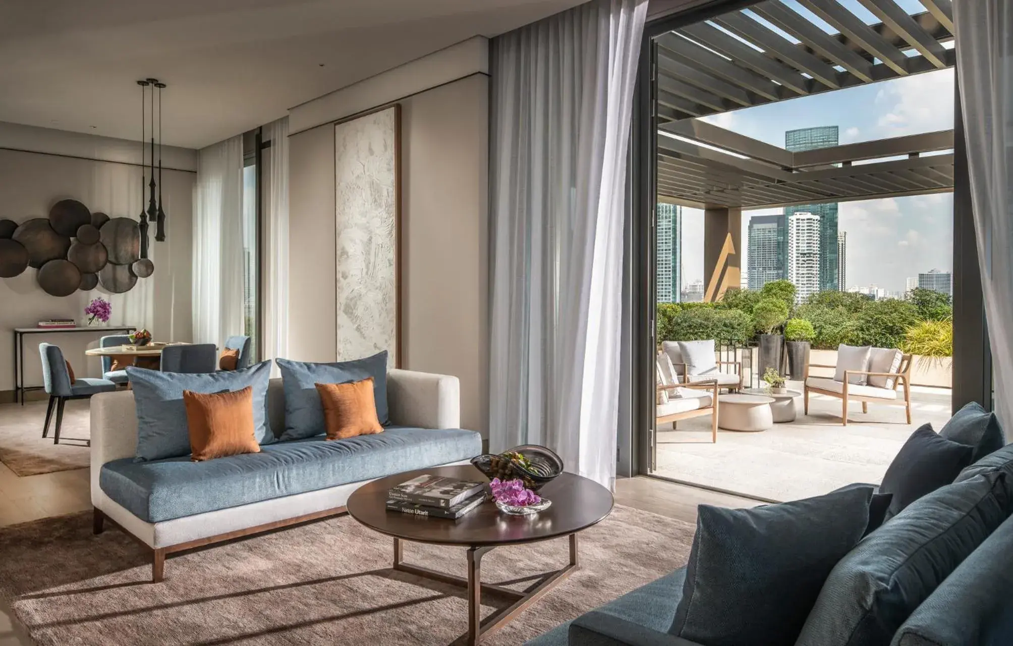 Riverside Terrace One Bedroom Suite King in Four Seasons Hotel Bangkok at Chao Phraya River Riverside Terrace One Bedroom Suite King in Four Seasons Hotel Bangkok at Chao Phraya River