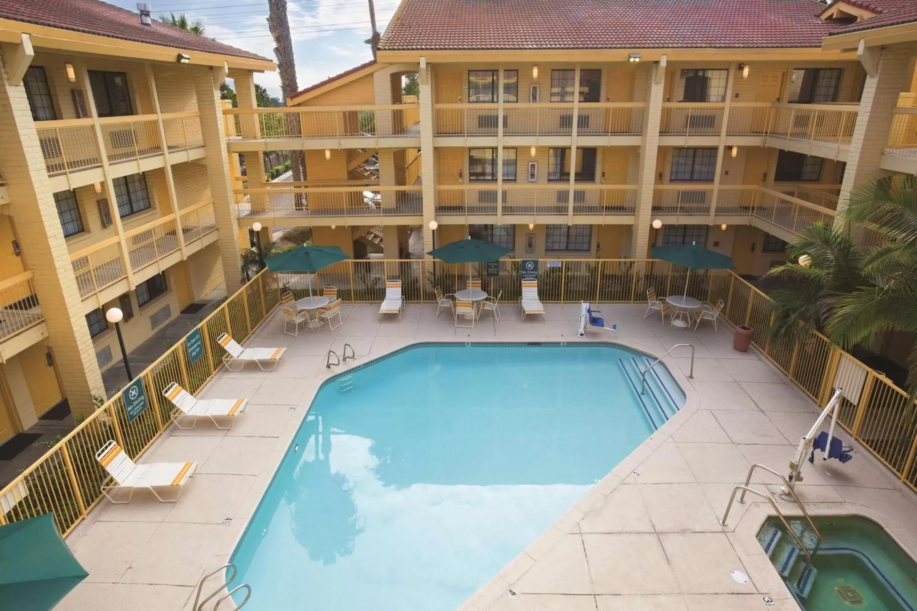 On site, Pool View in La Quinta Inn by Wyndham Ventura On site, Pool View in La Quinta Inn by Wyndham Ventura