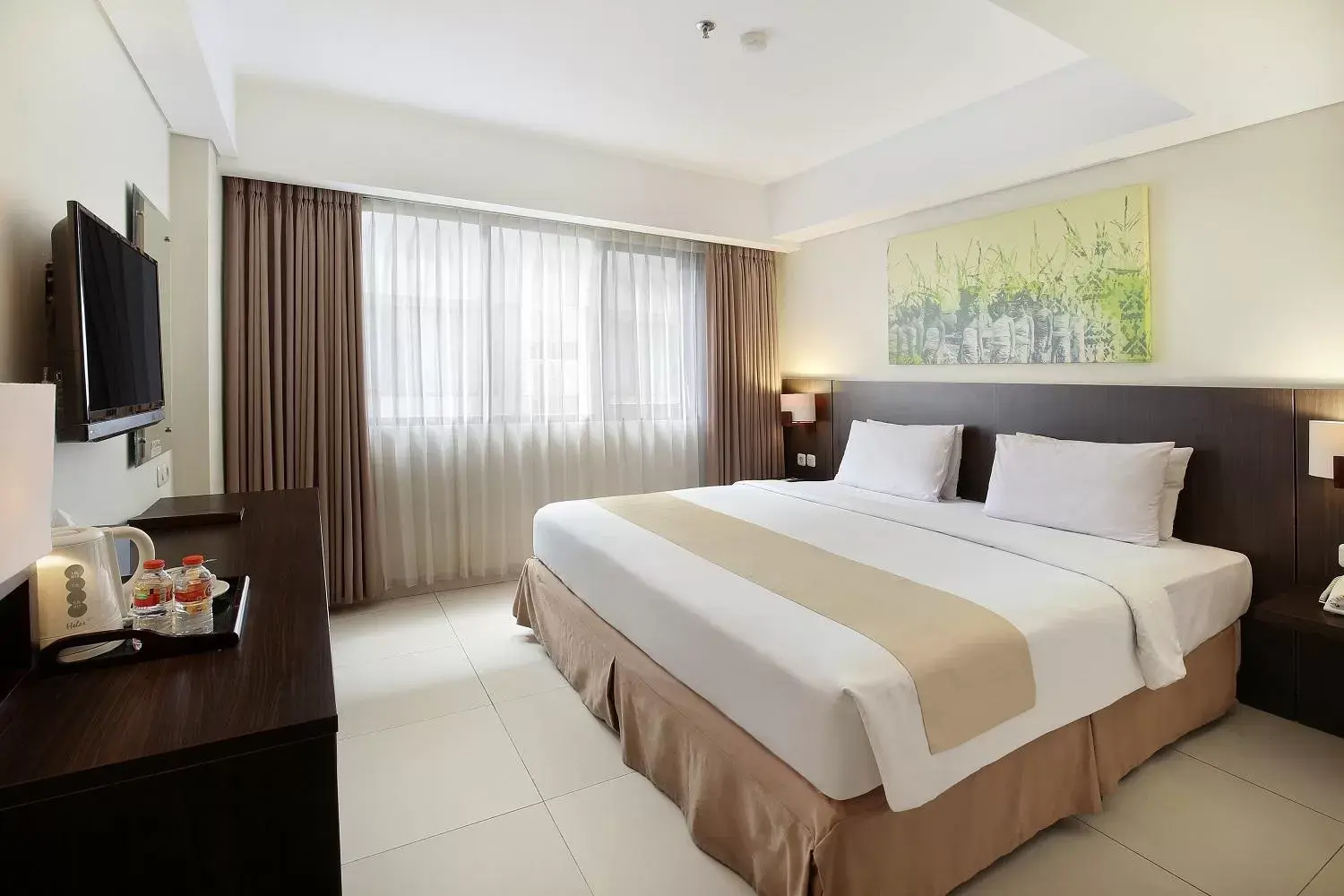 Superior Double Room in Rofa Kuta Hotel - CHSE Certified Superior Double Room in Rofa Kuta Hotel - CHSE Certified