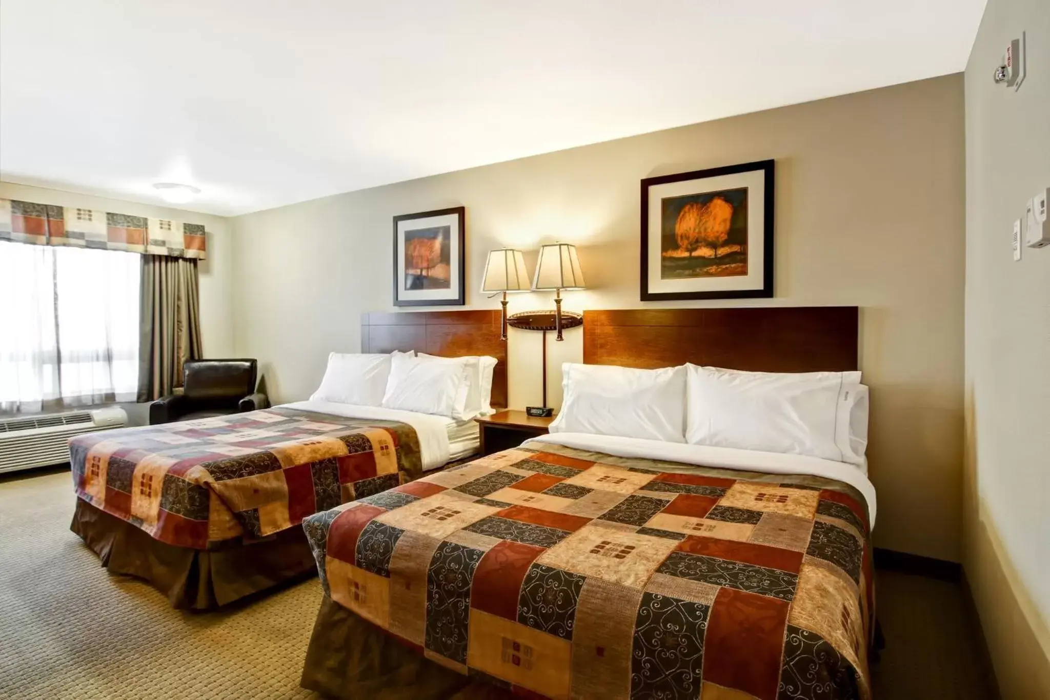 Queen Room with Two Queen Beds in Canalta Camrose Queen Room with Two Queen Beds in Canalta Camrose