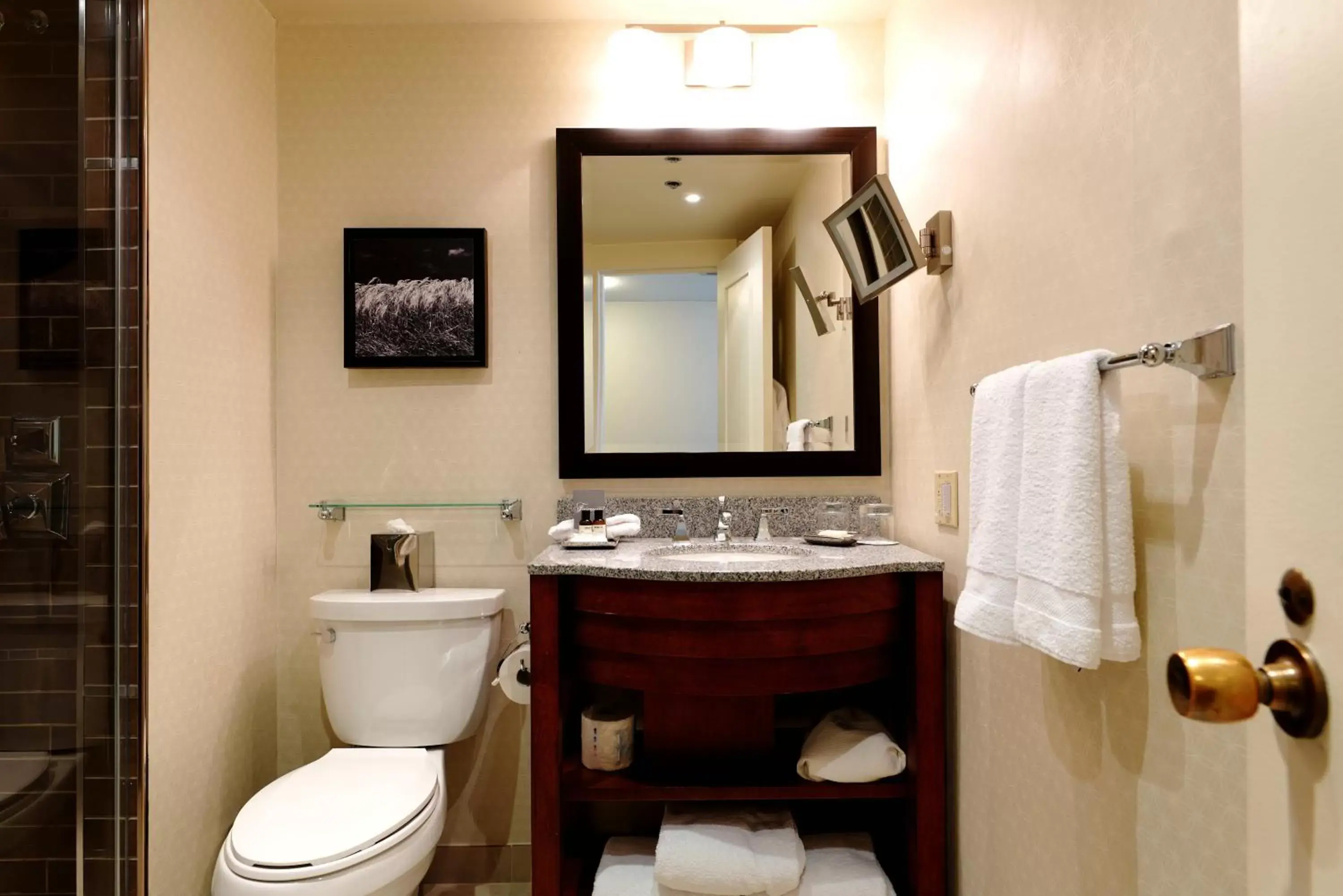 Fairmont View King Room in Fairmont Winnipeg Fairmont View King Room in Fairmont Winnipeg