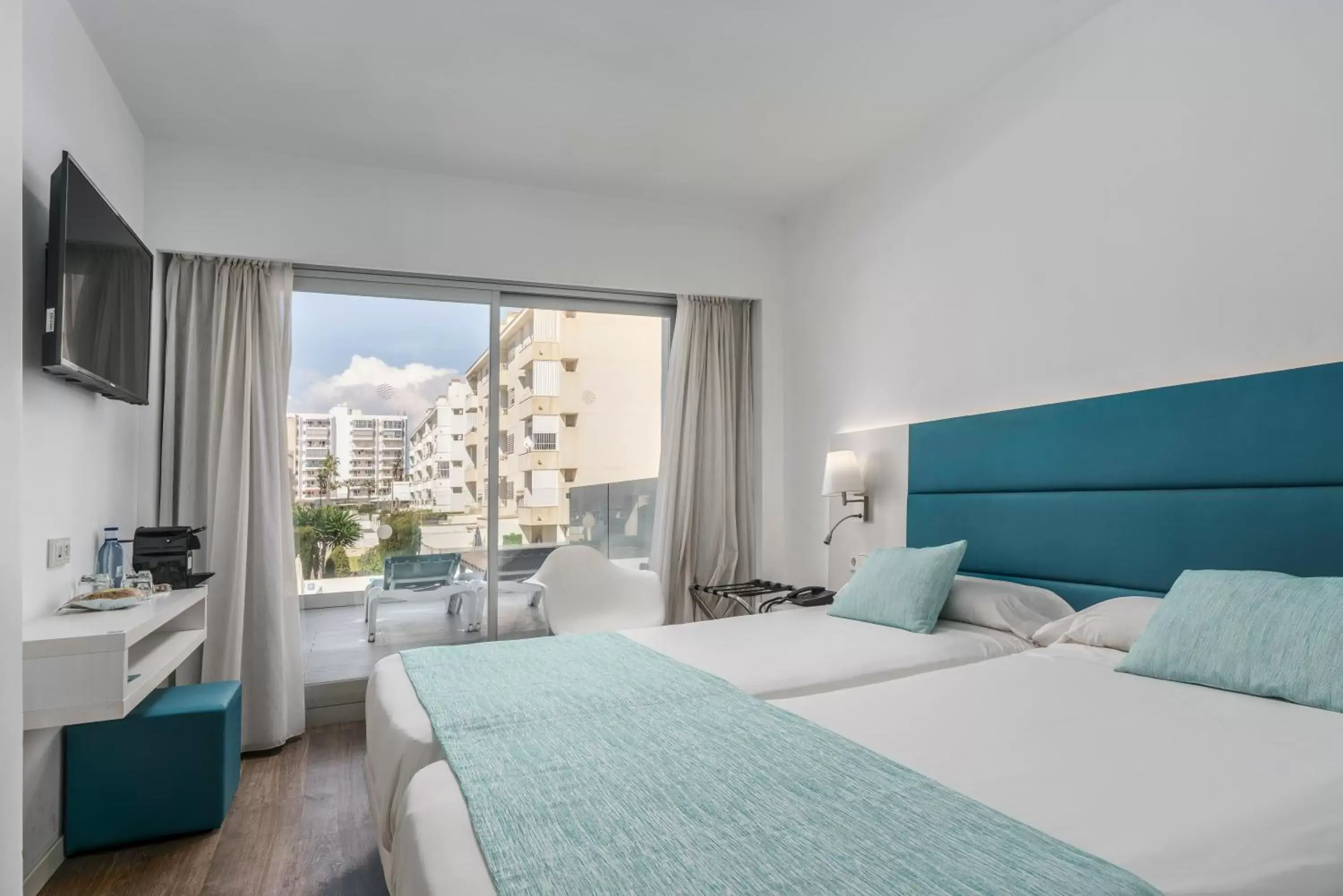 Superior Double Room with Terrace in Alua Leo Superior Double Room with Terrace in Alua Leo