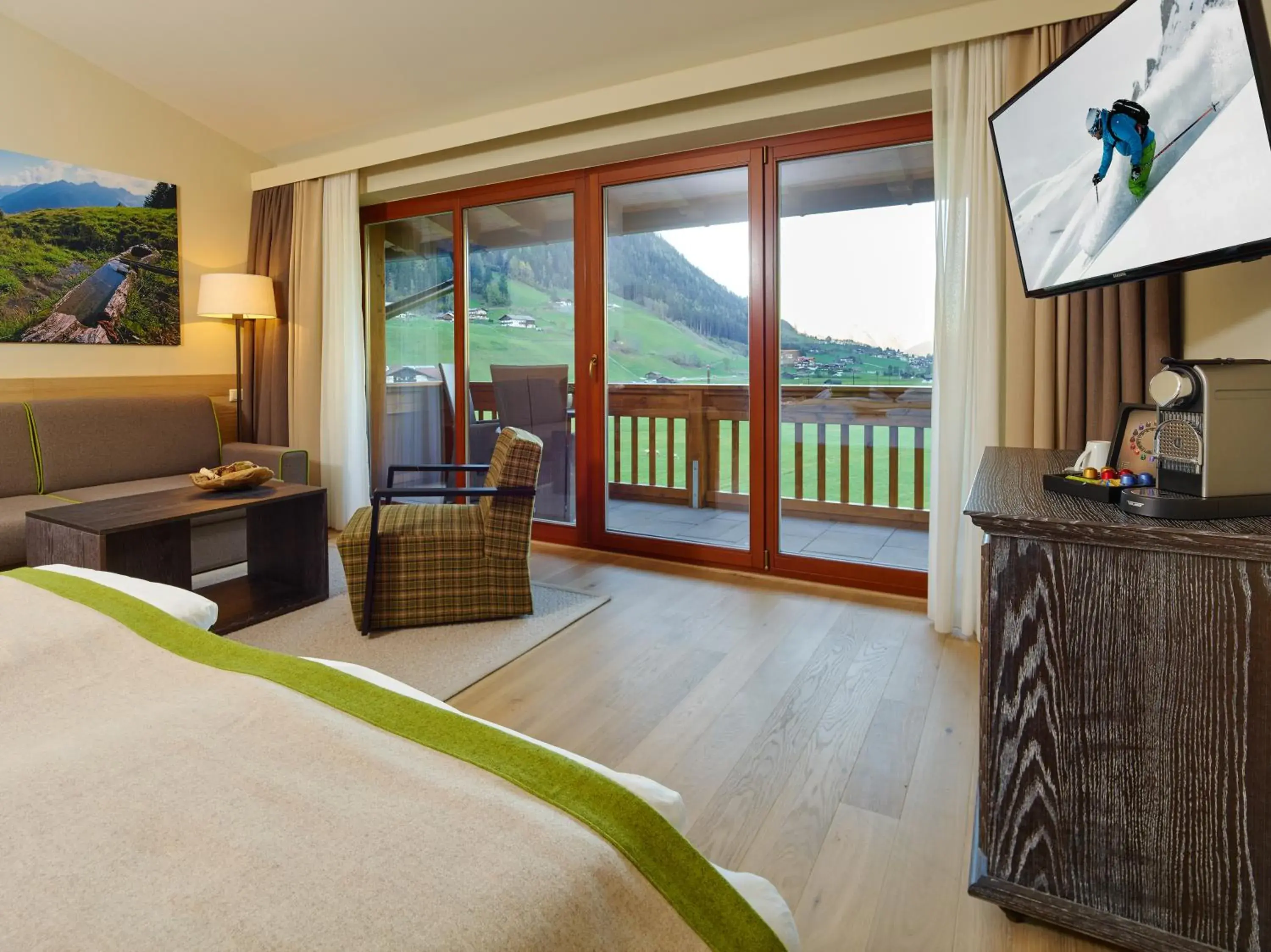 Junior Suite in Alpeiner - Nature Resort Tirol Junior Suite in Alpeiner - Nature Resort Tirol