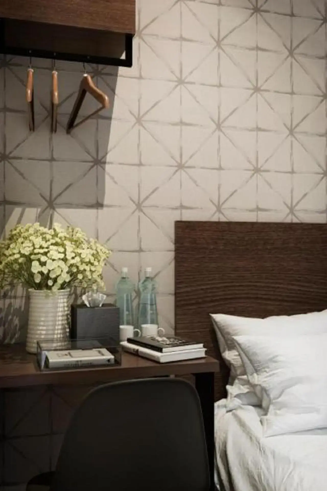 FAMILY ROOM (2 QUEENS) WINDOW in The Square Hotel FAMILY ROOM (2 QUEENS) WINDOW in The Square Hotel