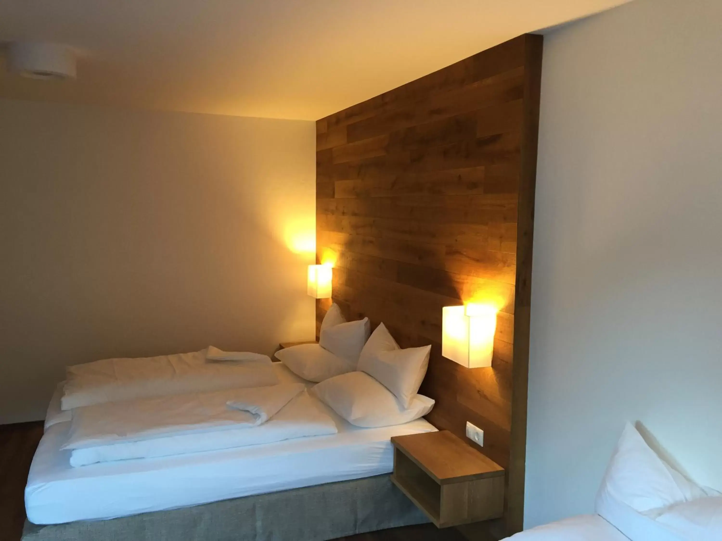 Comfort Double Room with Mountain View - single occupancy in Hotel Café Schatz Comfort Double Room with Mountain View - single occupancy in Hotel Café Schatz