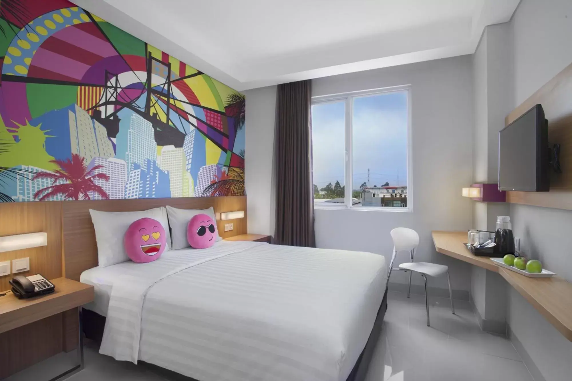 Standard Double or Twin Room in favehotel Hasyim Ashari Tangerang Standard Double or Twin Room in favehotel Hasyim Ashari Tangerang