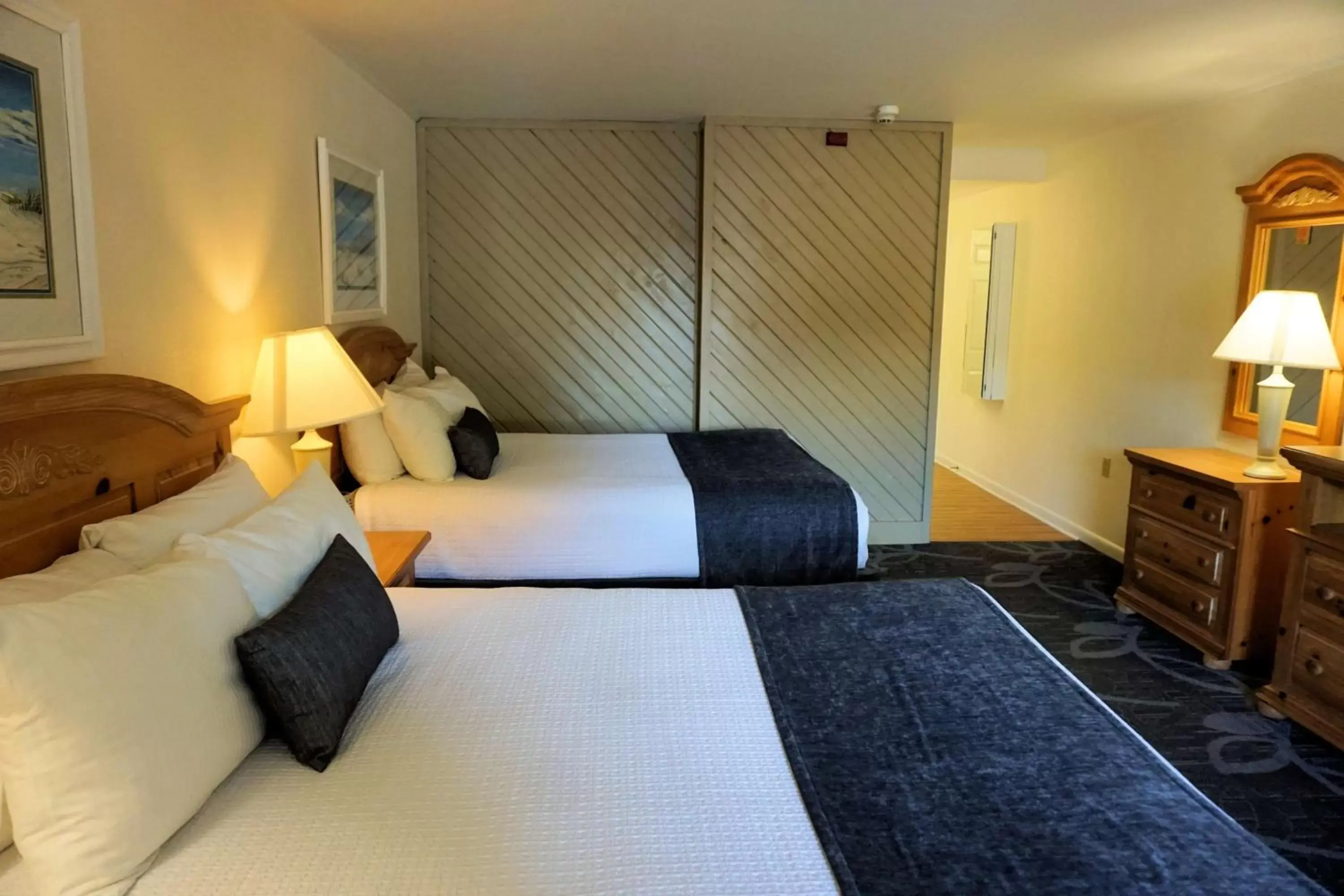 Queen Room with Two Queen Beds and Roll-In Shower - Disability Access/Non-Smoking in Best Western Chincoteague Island Queen Room with Two Queen Beds and Roll-In Shower - Disability Access/Non-Smoking in Best Western Chincoteague Island