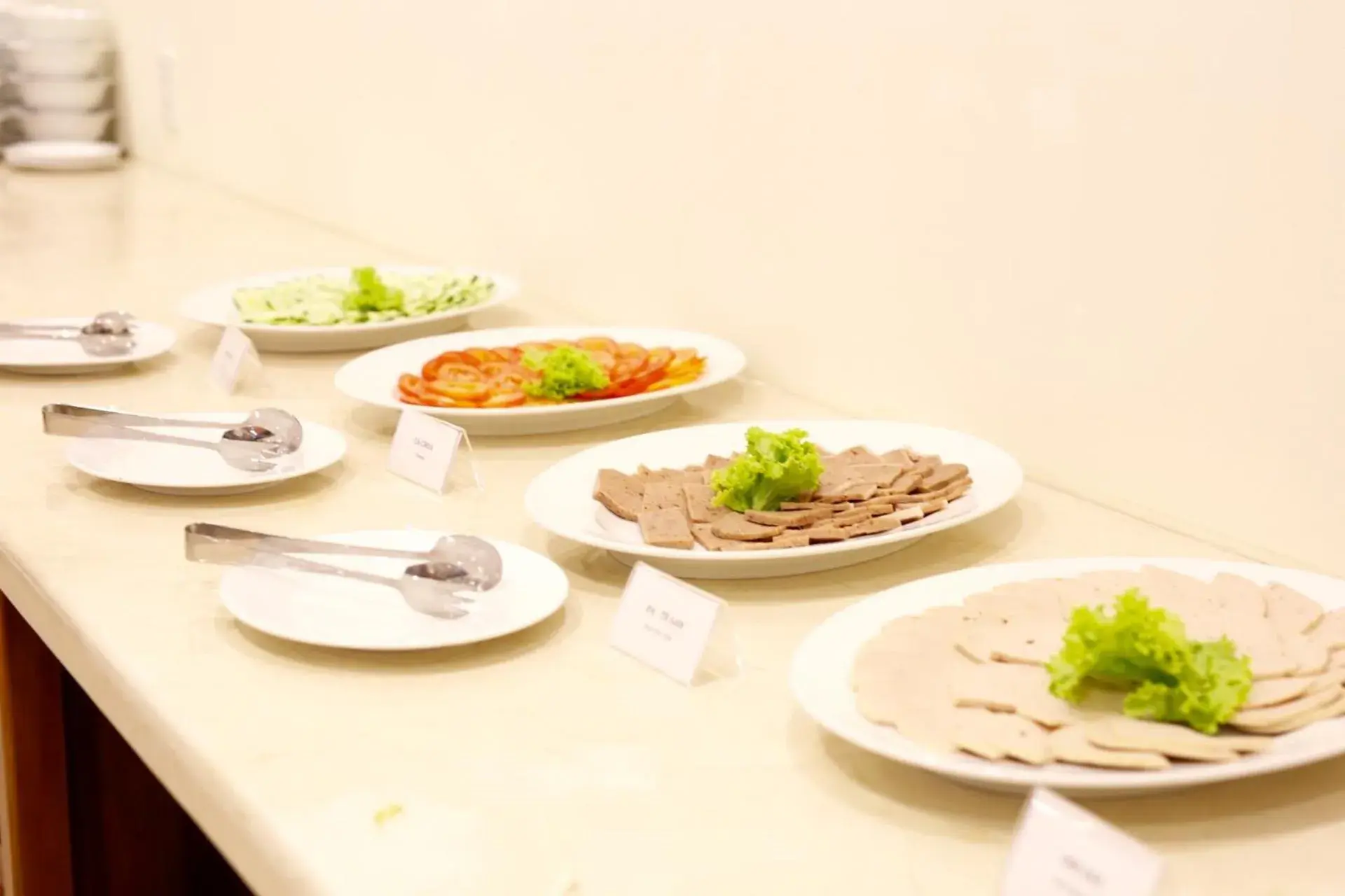 Deluxe Double Room in Iris Dalat Hotel Deluxe Double Room in Iris Dalat Hotel