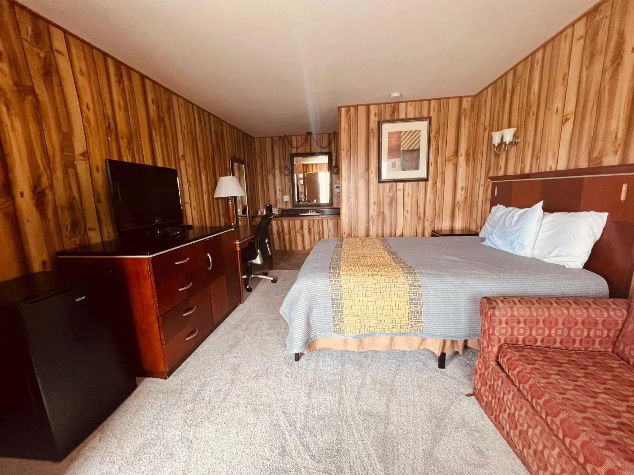 Queen Room - single occupancy in Country Inn - Licking Queen Room - single occupancy in Country Inn - Licking