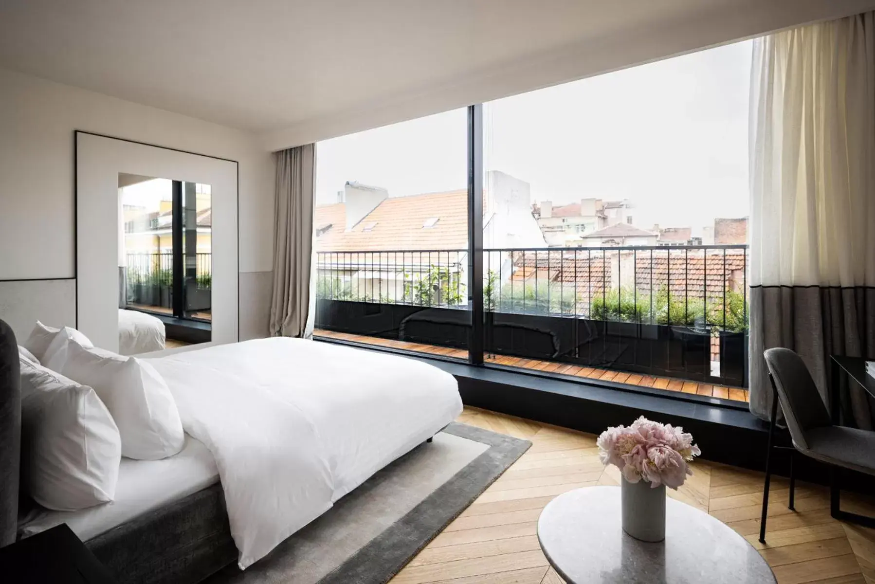Juno Hotel Sofia, a Member of Design Hotels Juno Hotel Sofia, a Member of Design Hotels