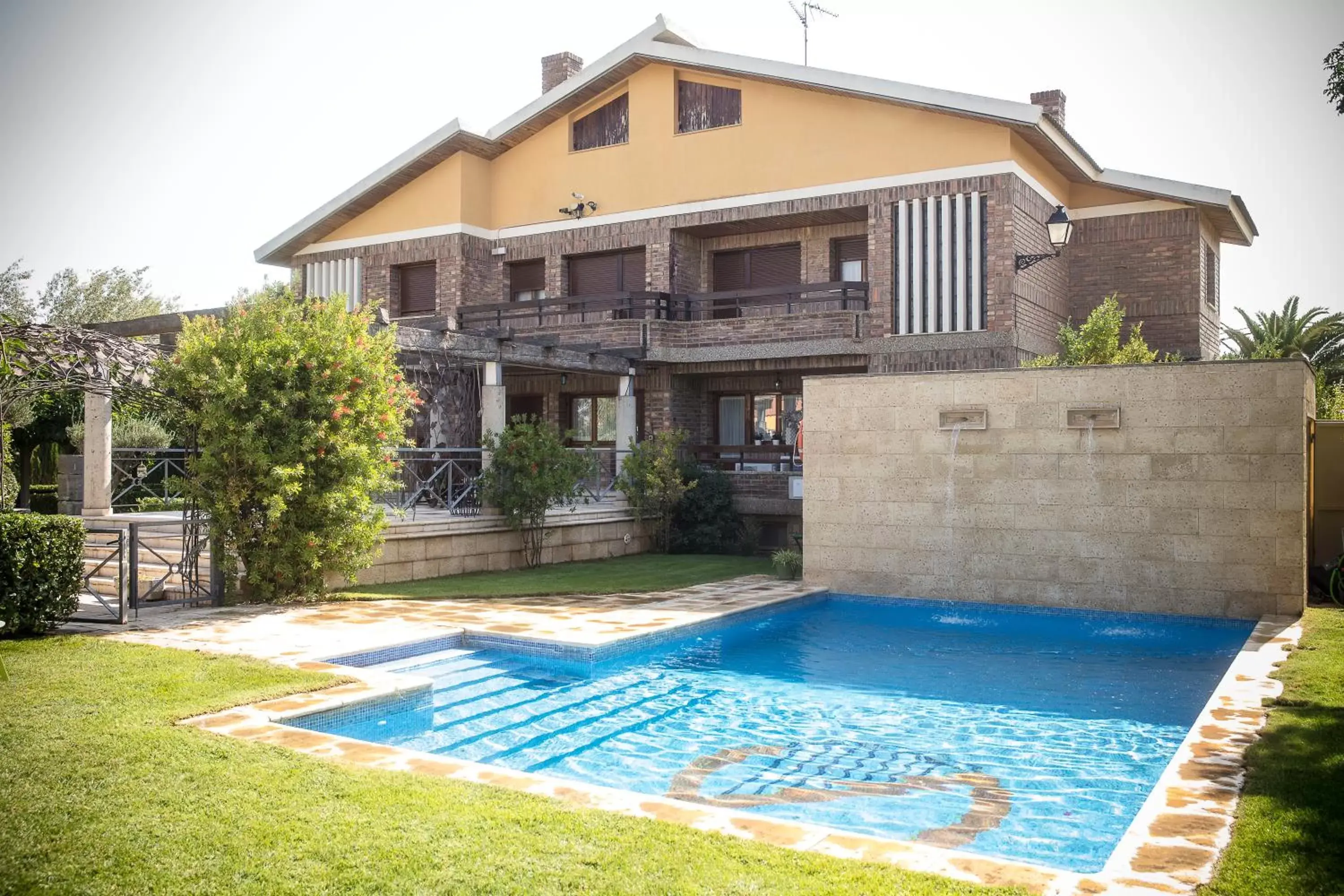 Twin Room with Shared Bathroom in Finca Lebrel Twin Room with Shared Bathroom in Finca Lebrel